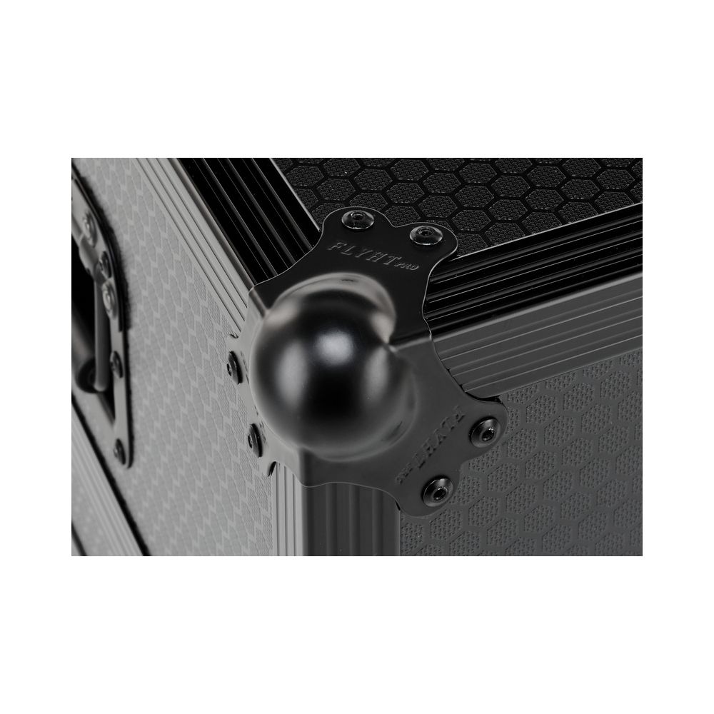 Behringer WING Compact Flyht Pro Bundle – Thomann Ireland