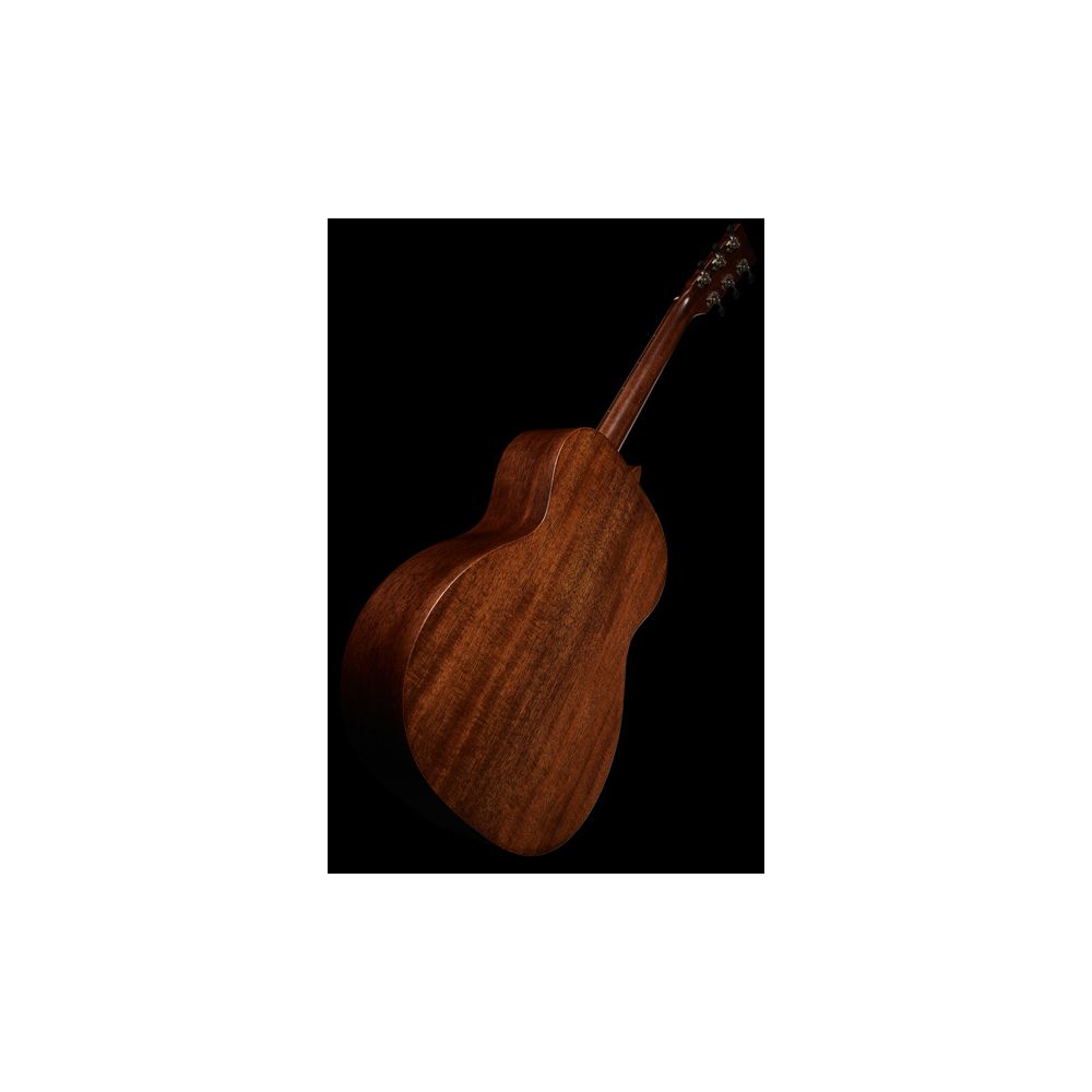 Martin Guitar 000