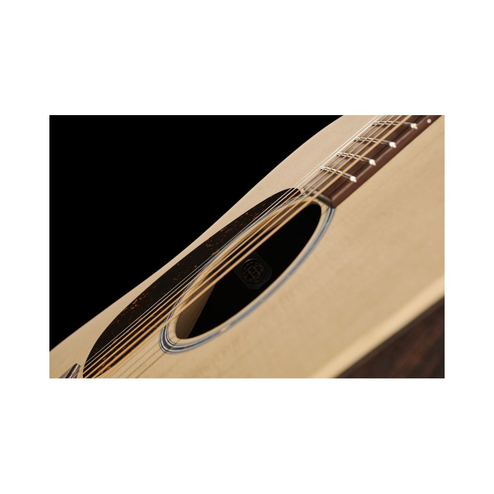 Martin Guitar D