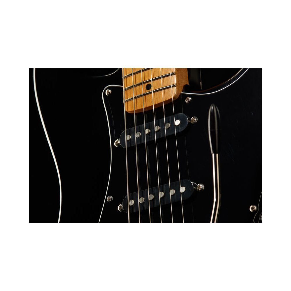 Squier CV 70s Strat HSS MN BLK Bundle – Thomann Ireland