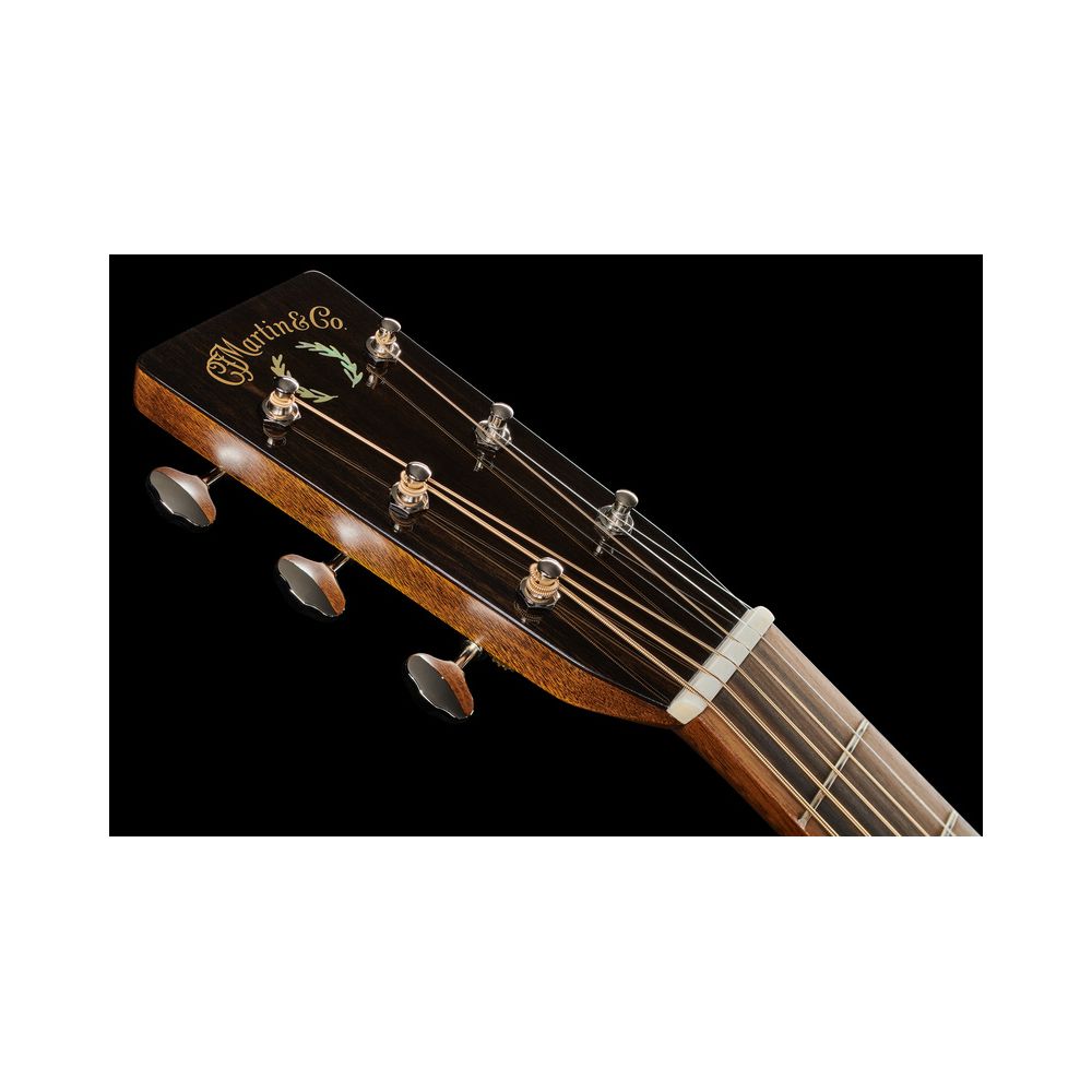 Martin Guitar 000