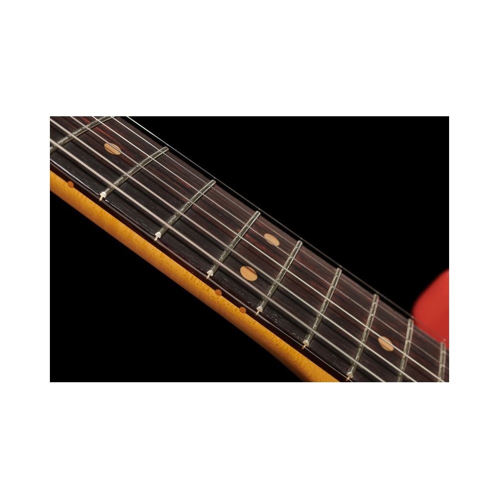 Fender AV II 61 STRAT RW FRD – Thomann Ireland