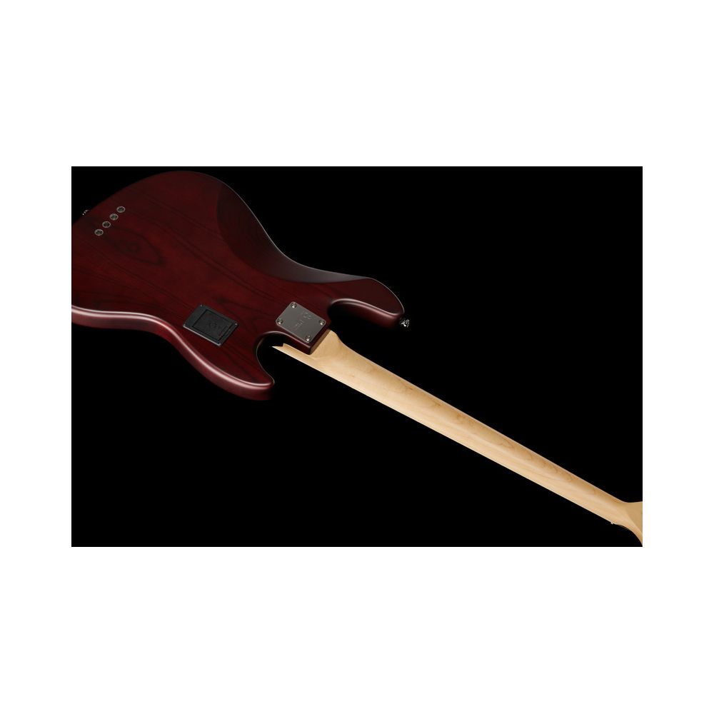 Marcus Miller V7 Swamp Ash