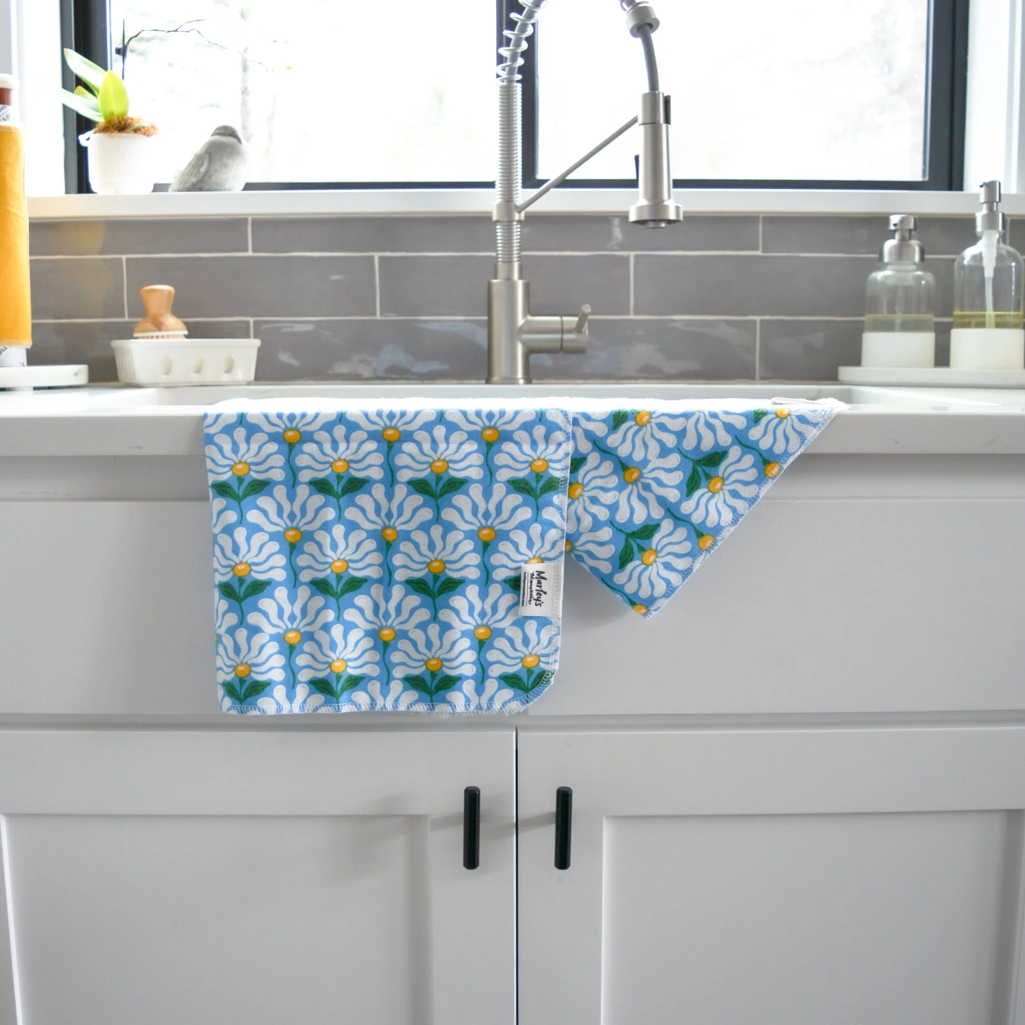 Kitchen Tea Towel: Fresh Prints