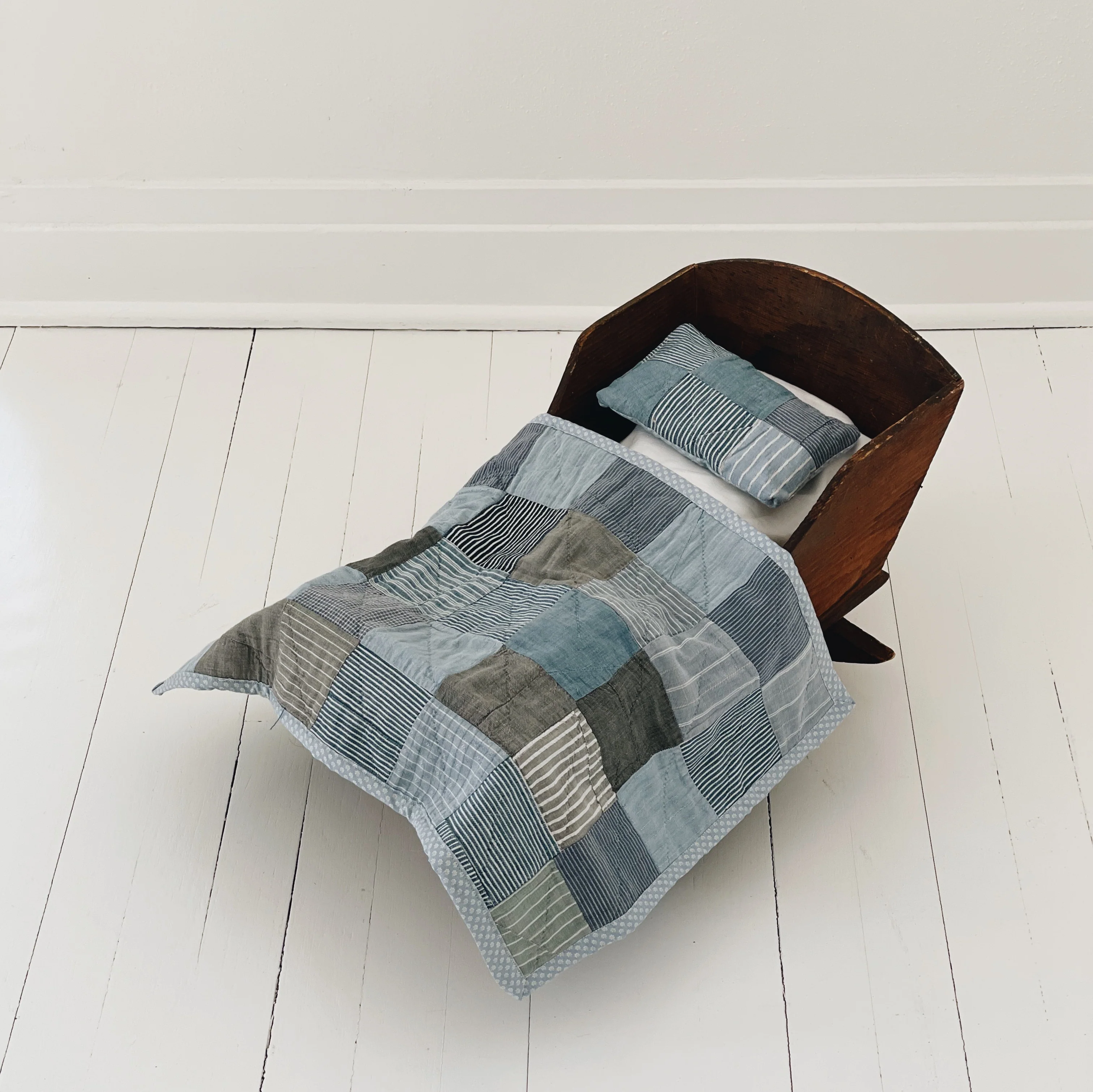 Homesong Heirloom Doll Quilt & Pillow Sets