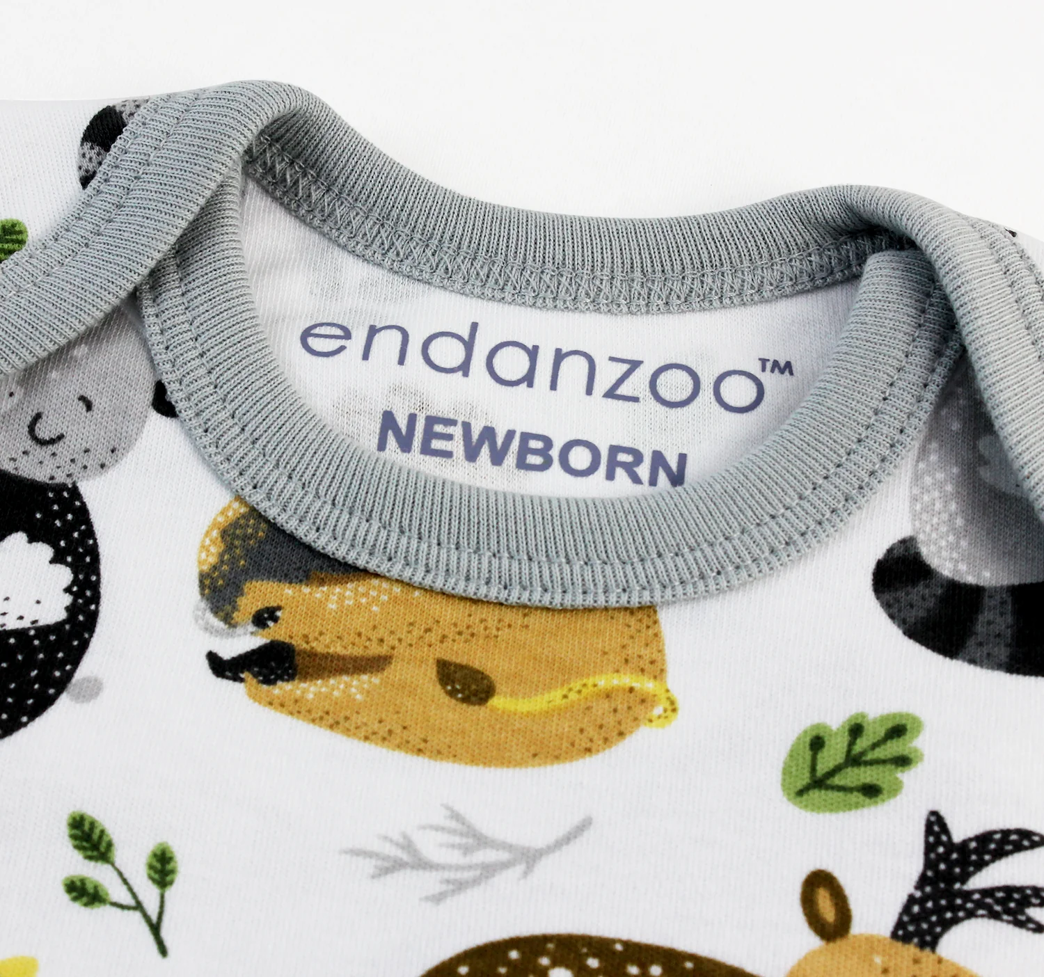 Endanzoo Organic Long Sleeve Onesie - Safari Hugs
