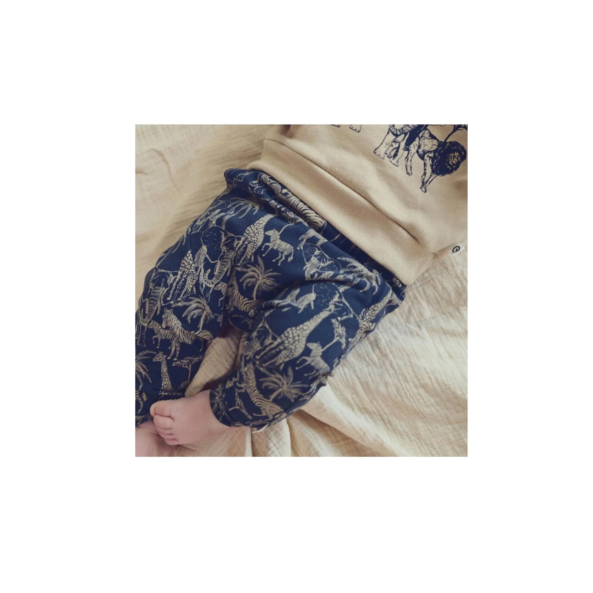 Safari Print Night Blue Pant