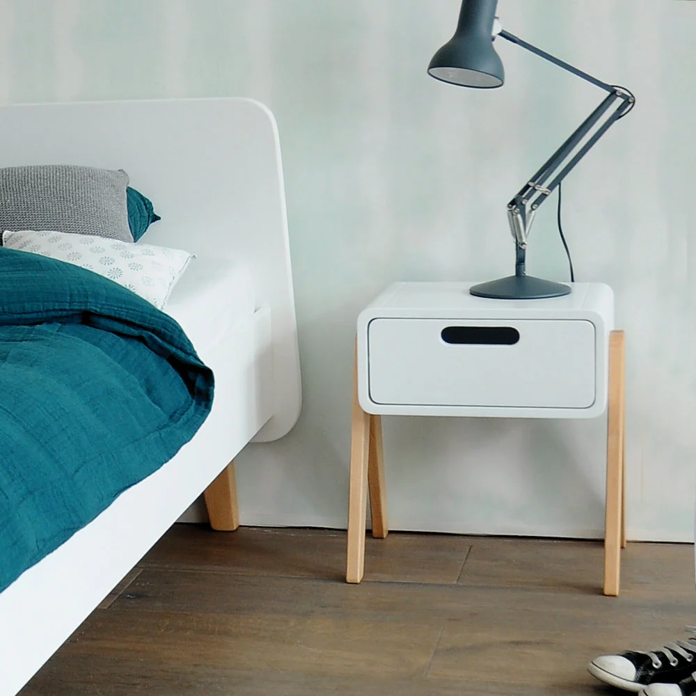 Chevet Petit Robot Bois & Blanc