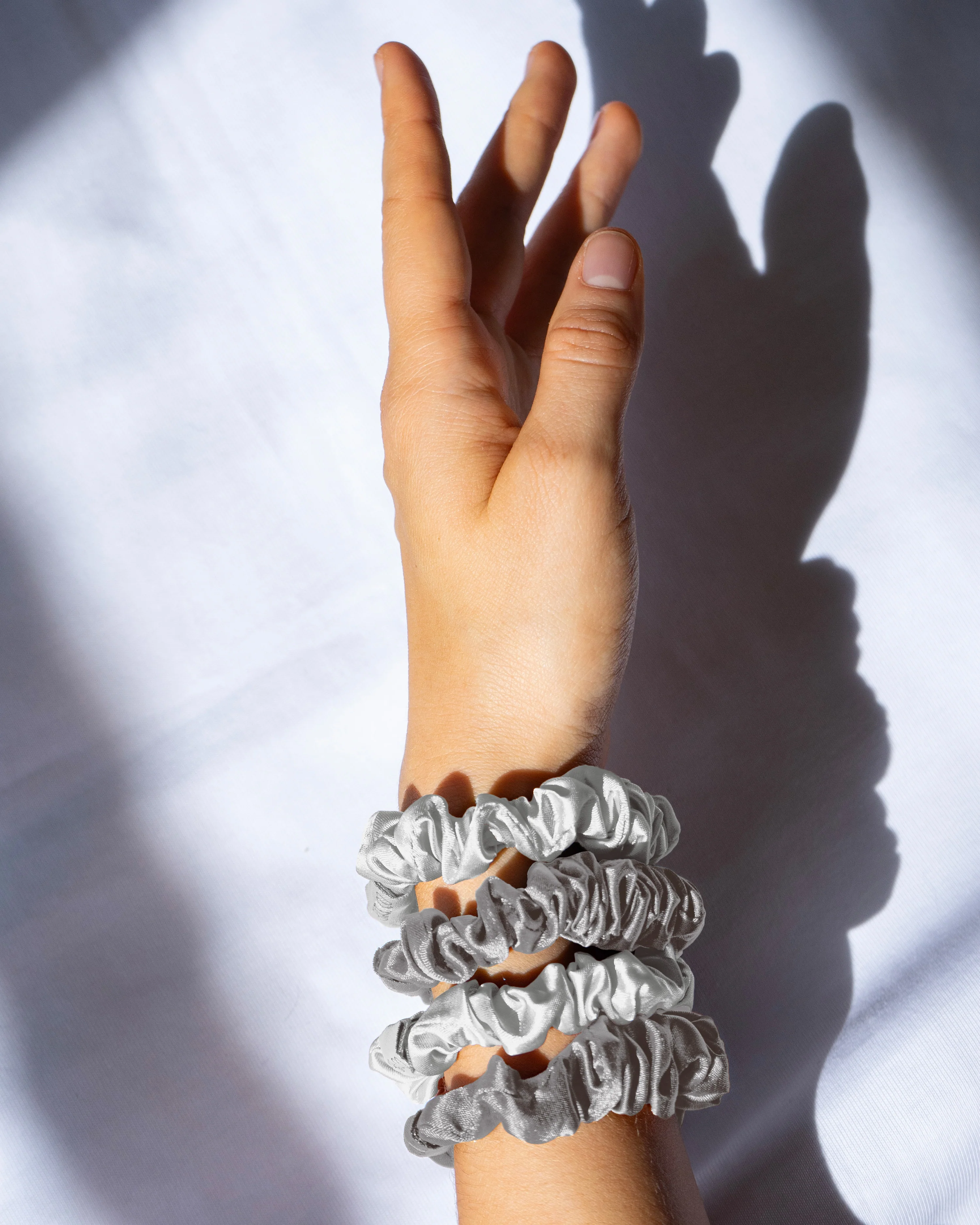 Skinny Satin Scrunchies 4pk - Cascais/Half Moon Bay