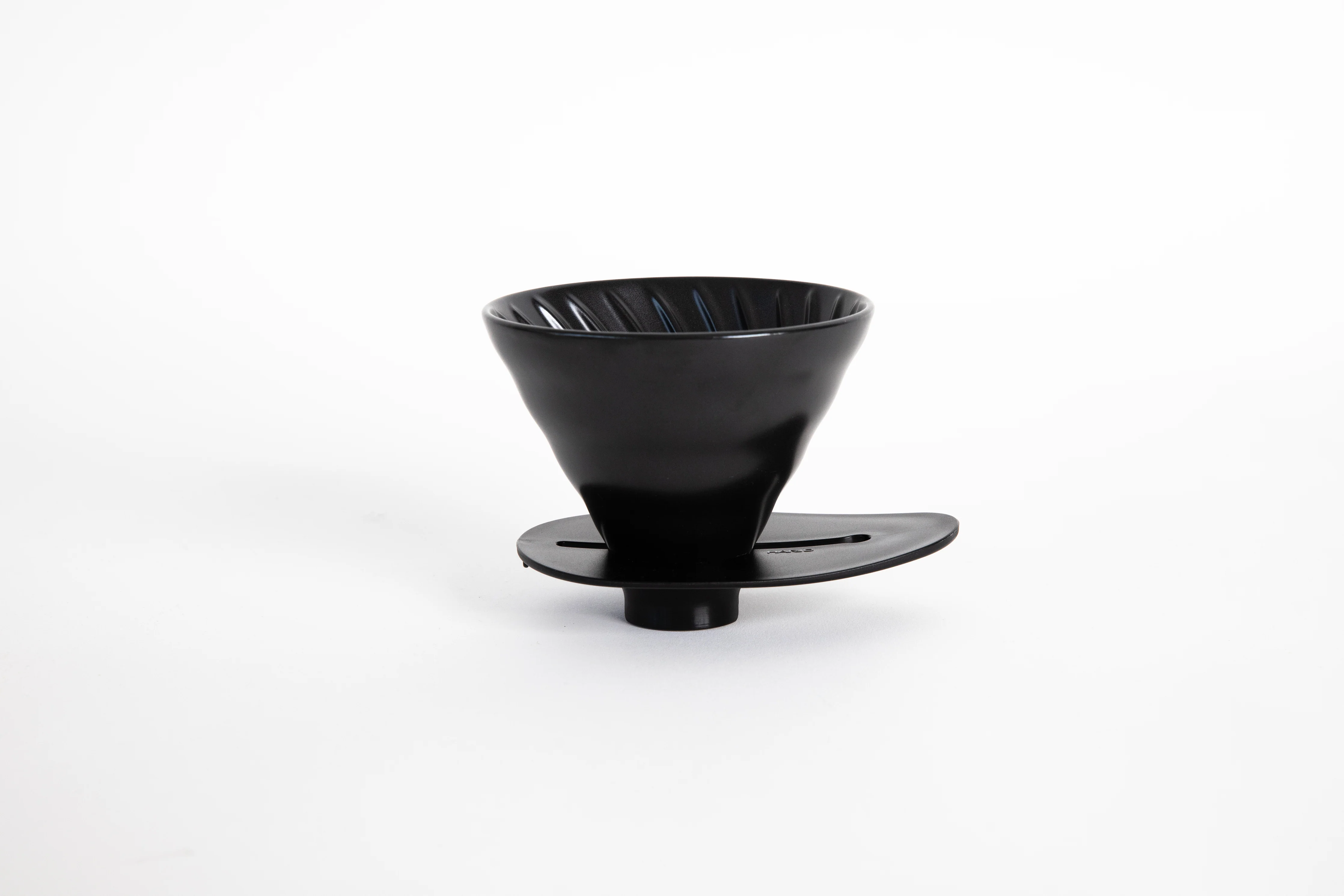 V60 Switch & Match Ceramic Dripper 02
