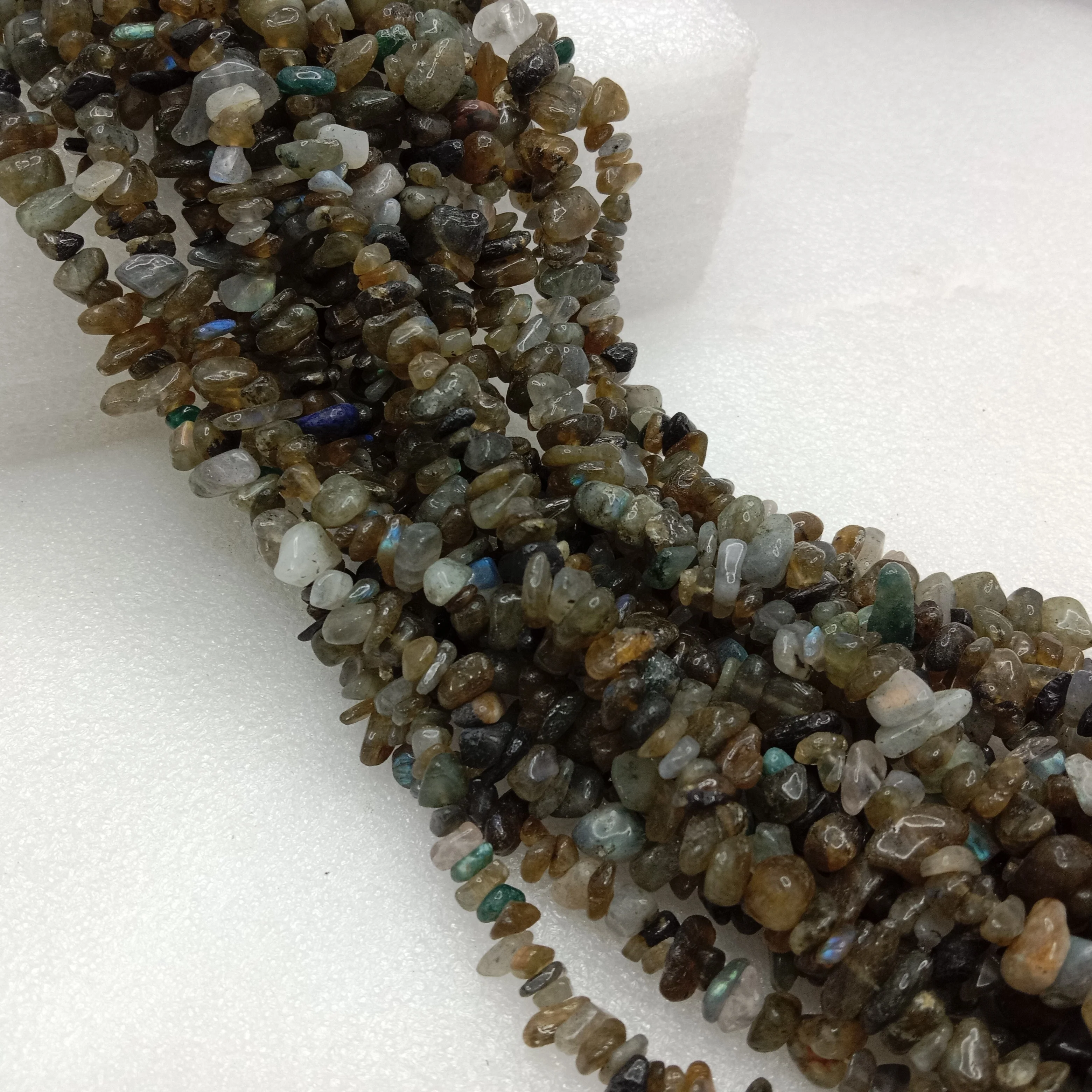 Labradorite Uncut stone beads 1 string