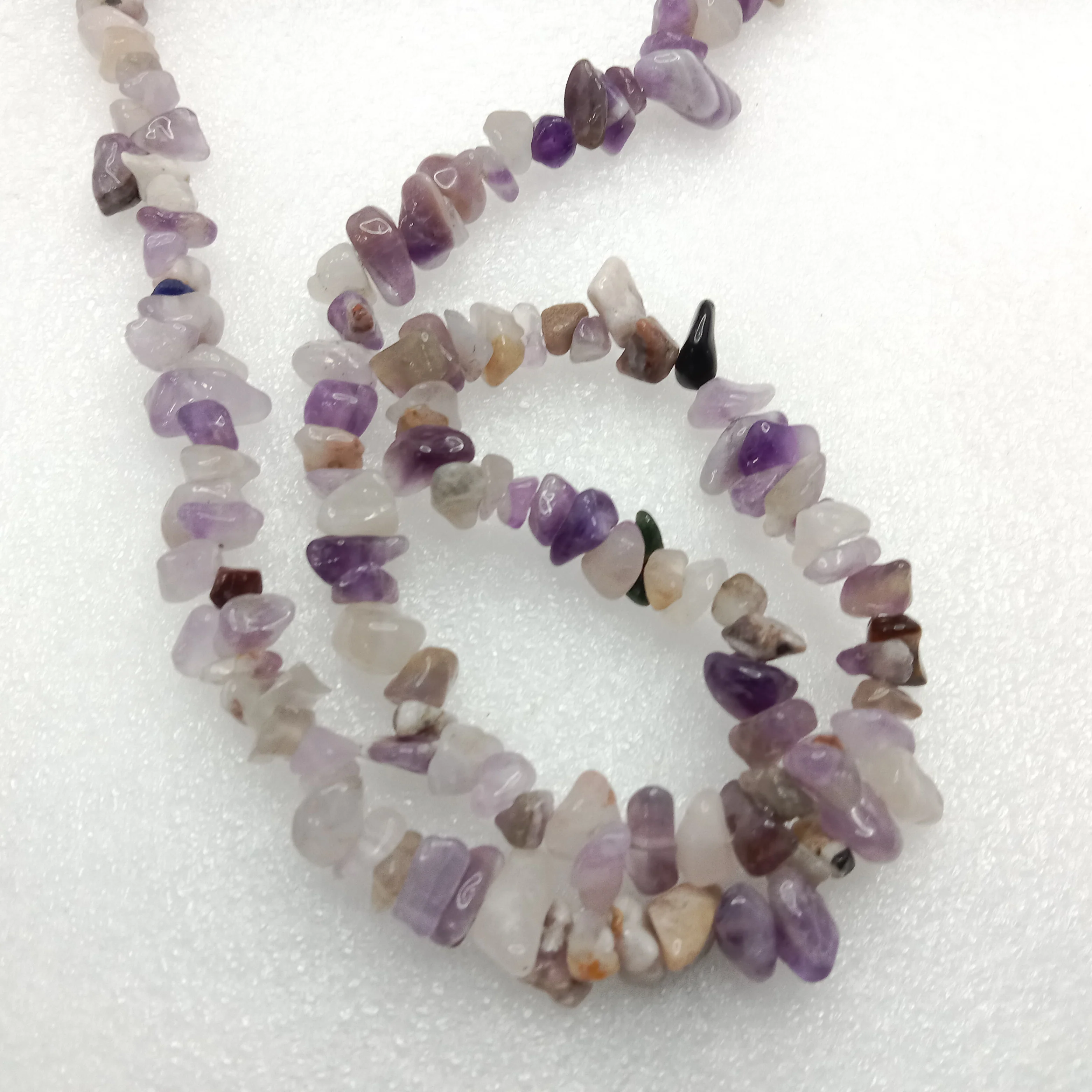 Emeytist Uncut stone beads 1 string