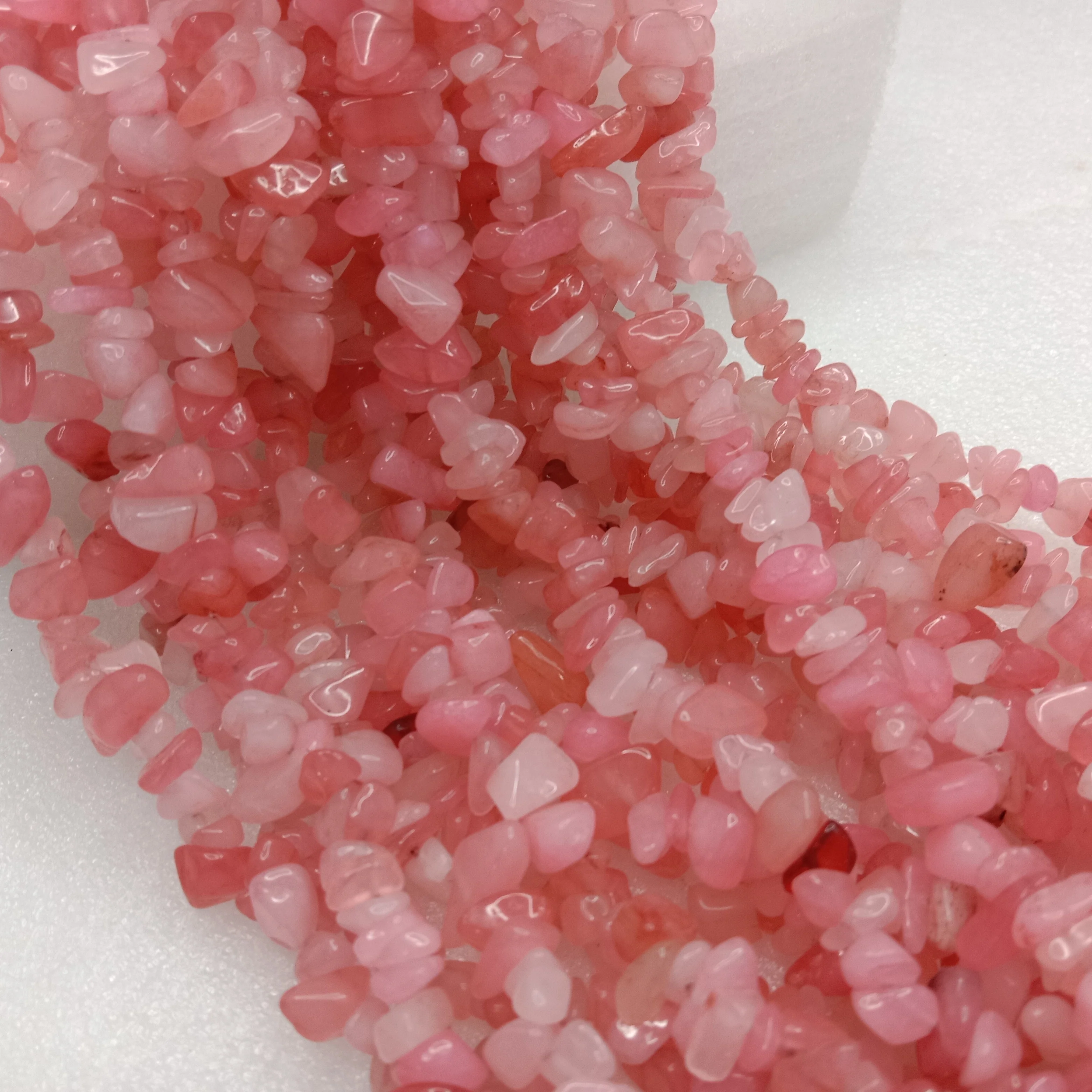 Sweet rose Uncut stone beads 1 string