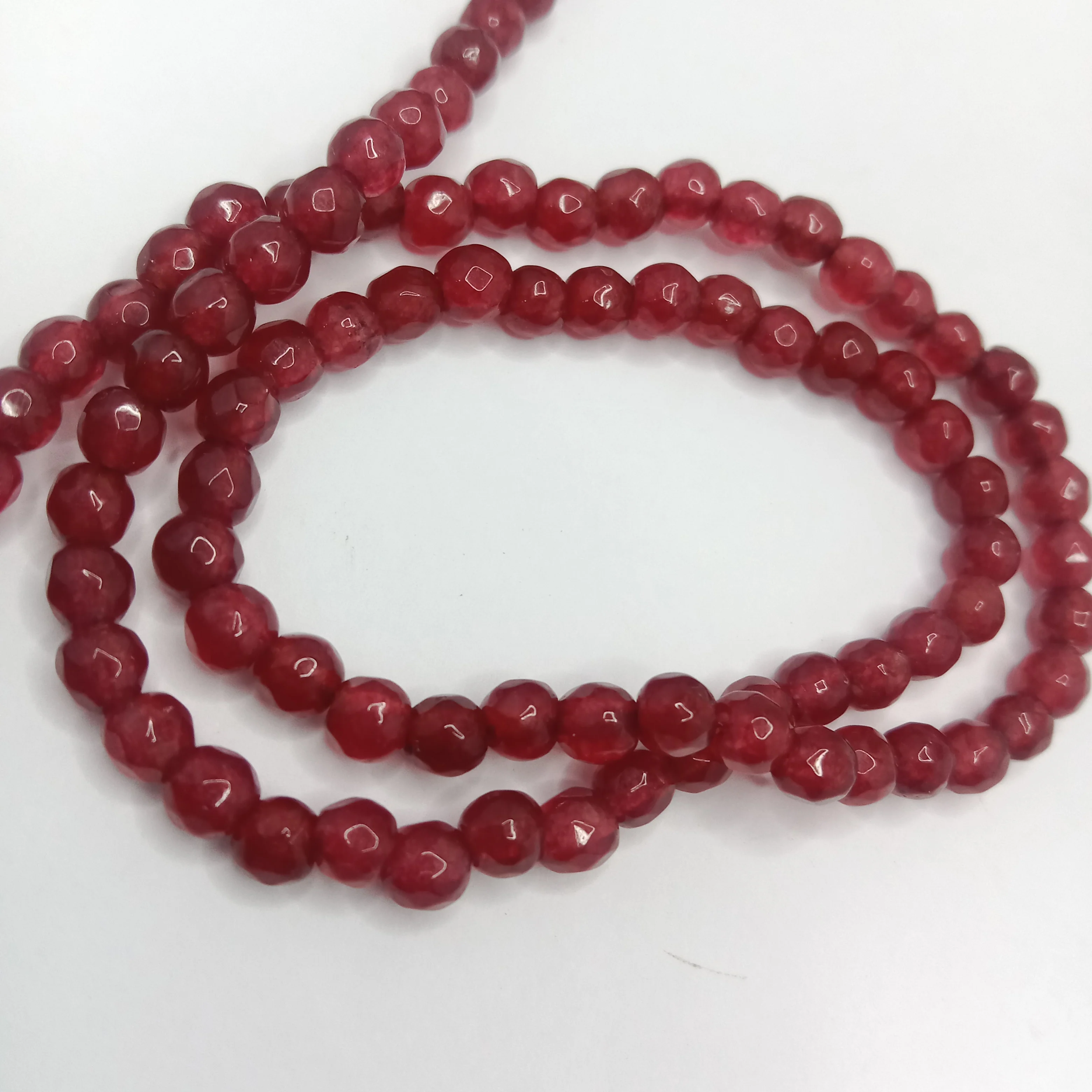 Ruby High Quality agate Round Beads 4mm 1 string
