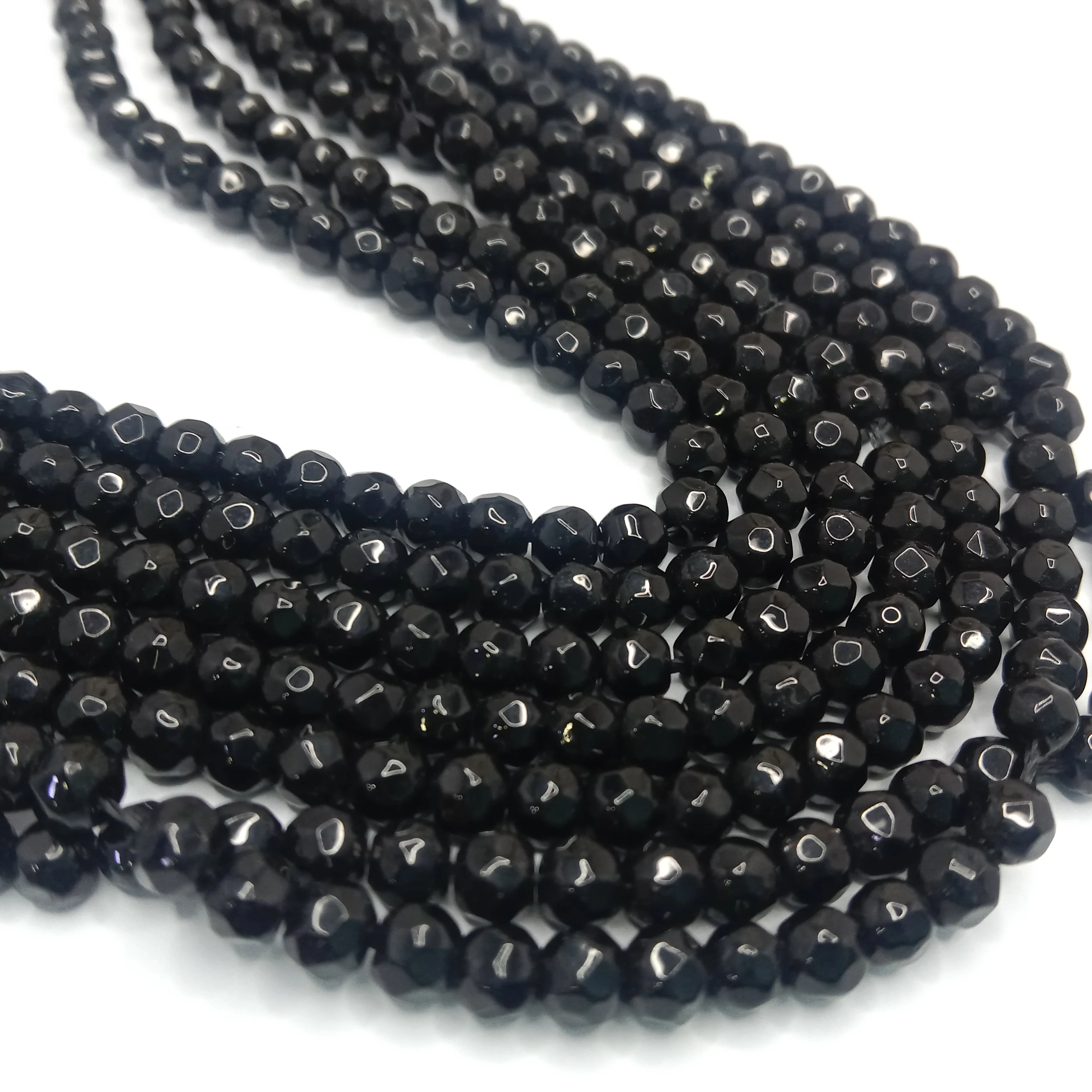 Black High Quality agate Round Beads 4mm 1 string