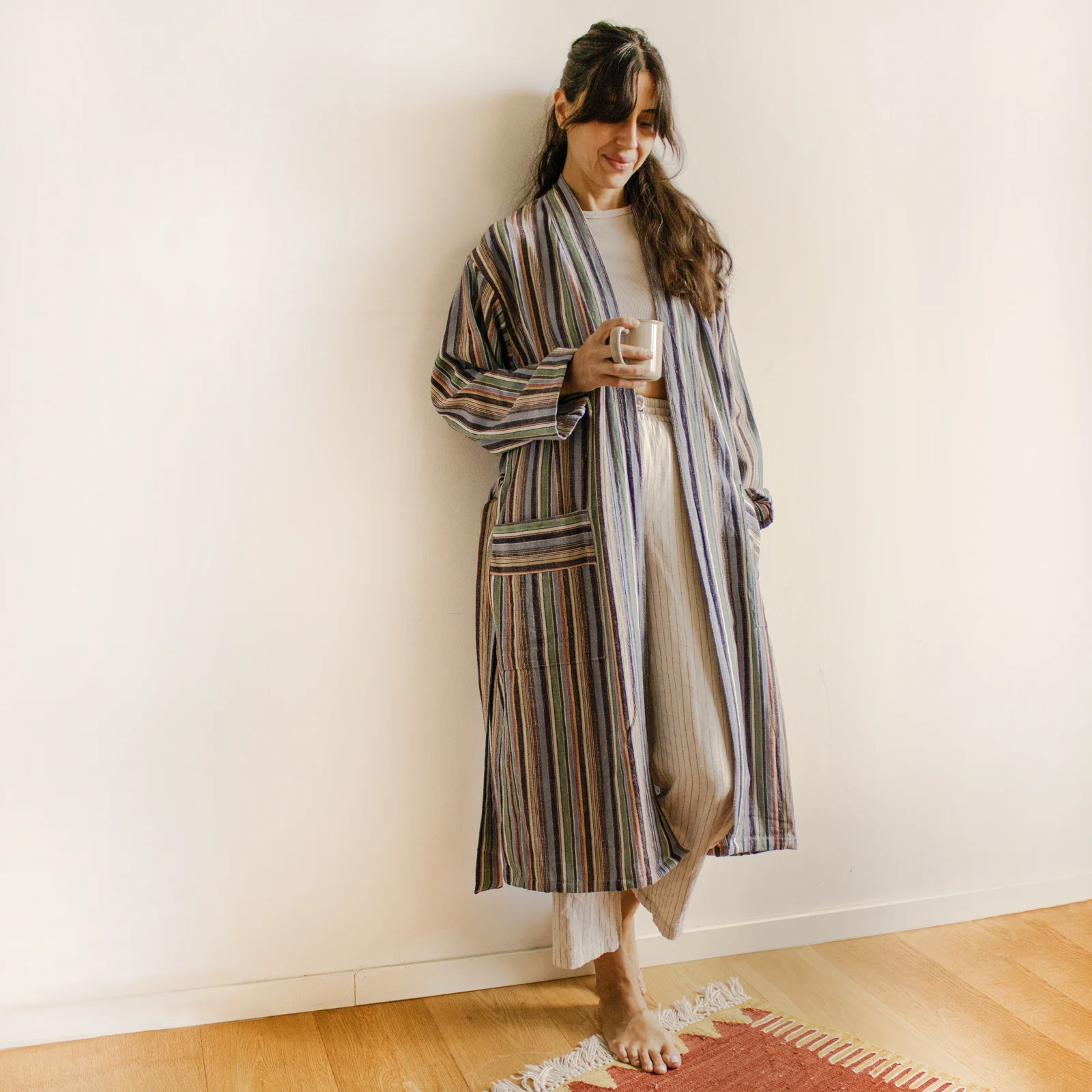 KUSUM ROBE - Handgewebter Bademantel f��r luxuri?se Entspannung