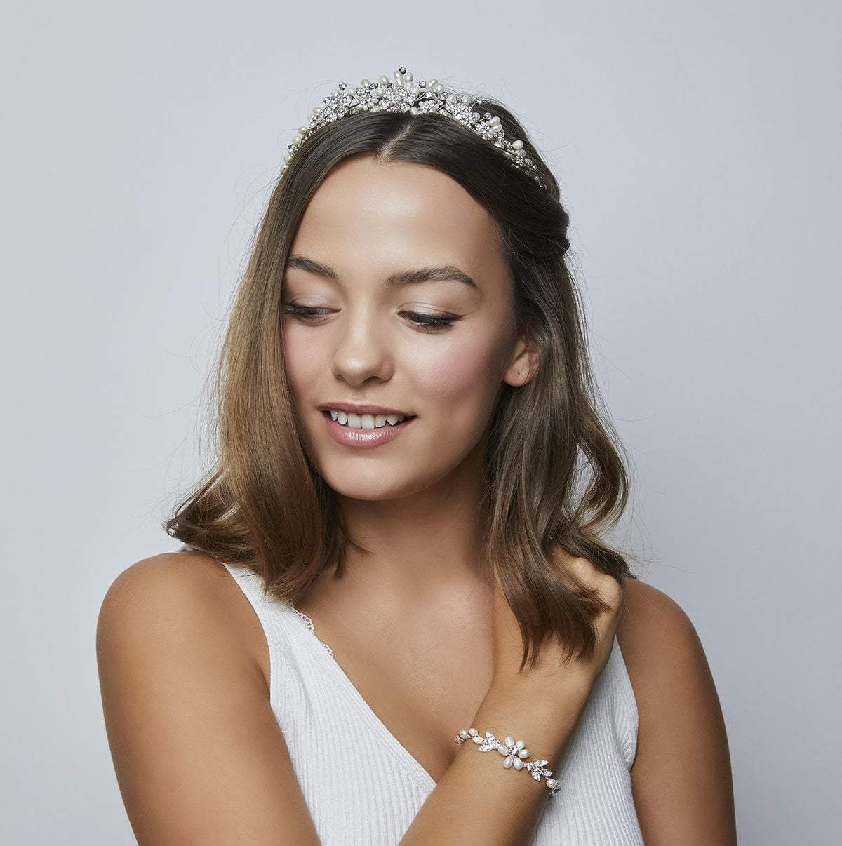 Papillon Tiara - Freshwater pearls