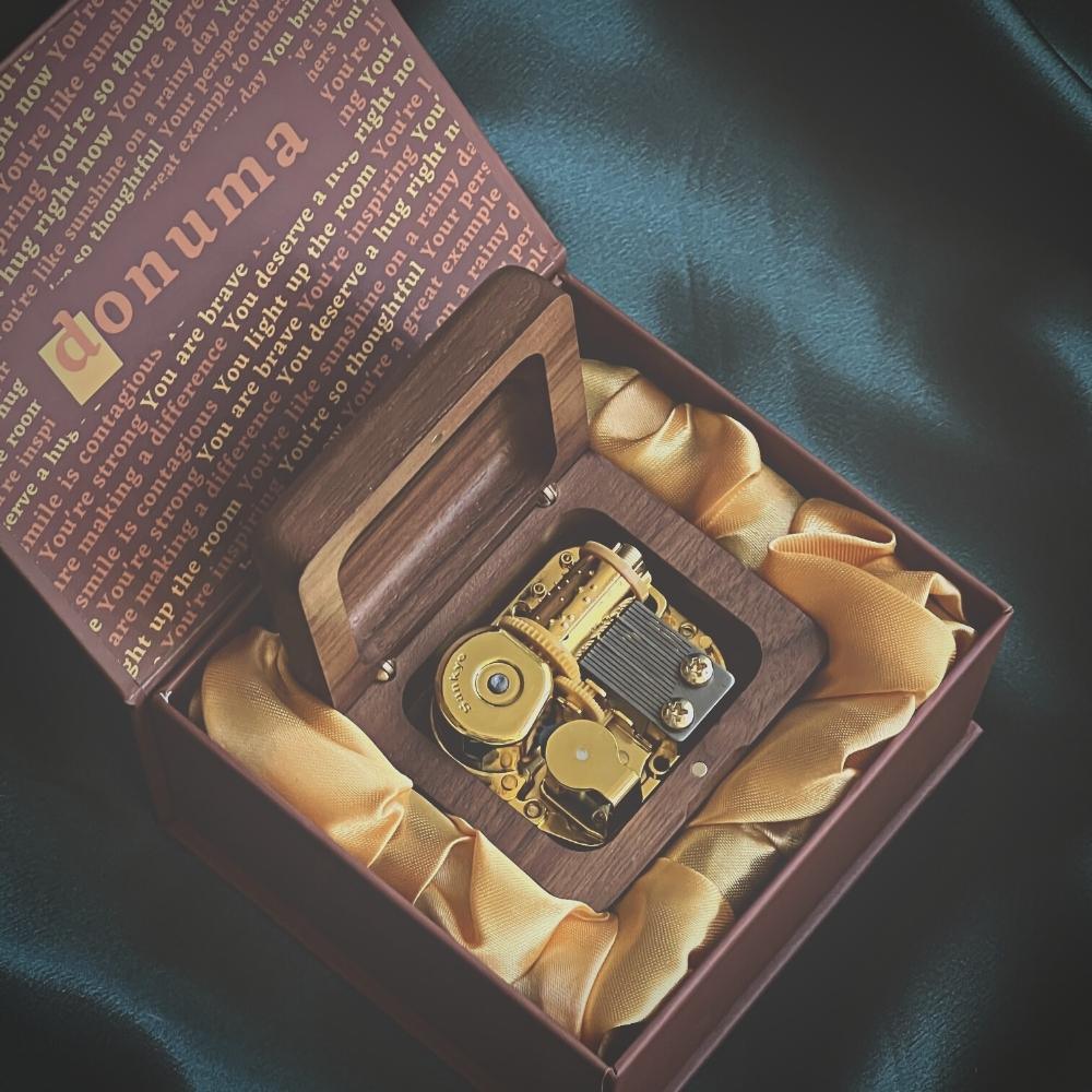 Bruna - Small Music Box without Stopper