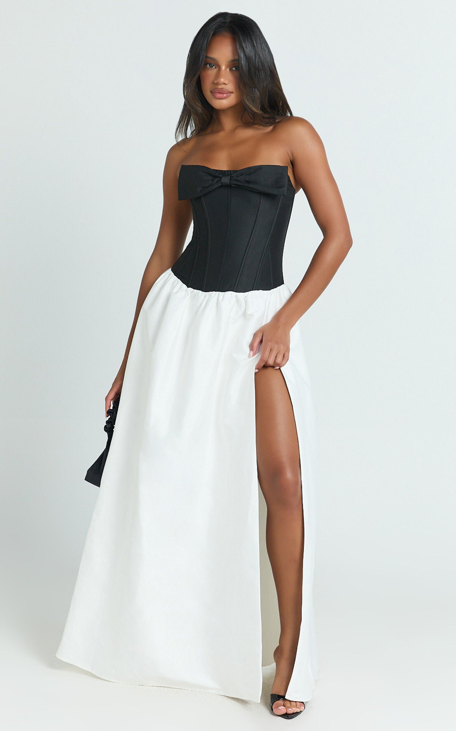 Santana Maxi Dress - Contrast Strapless Fit And Flare Dress in Black/White