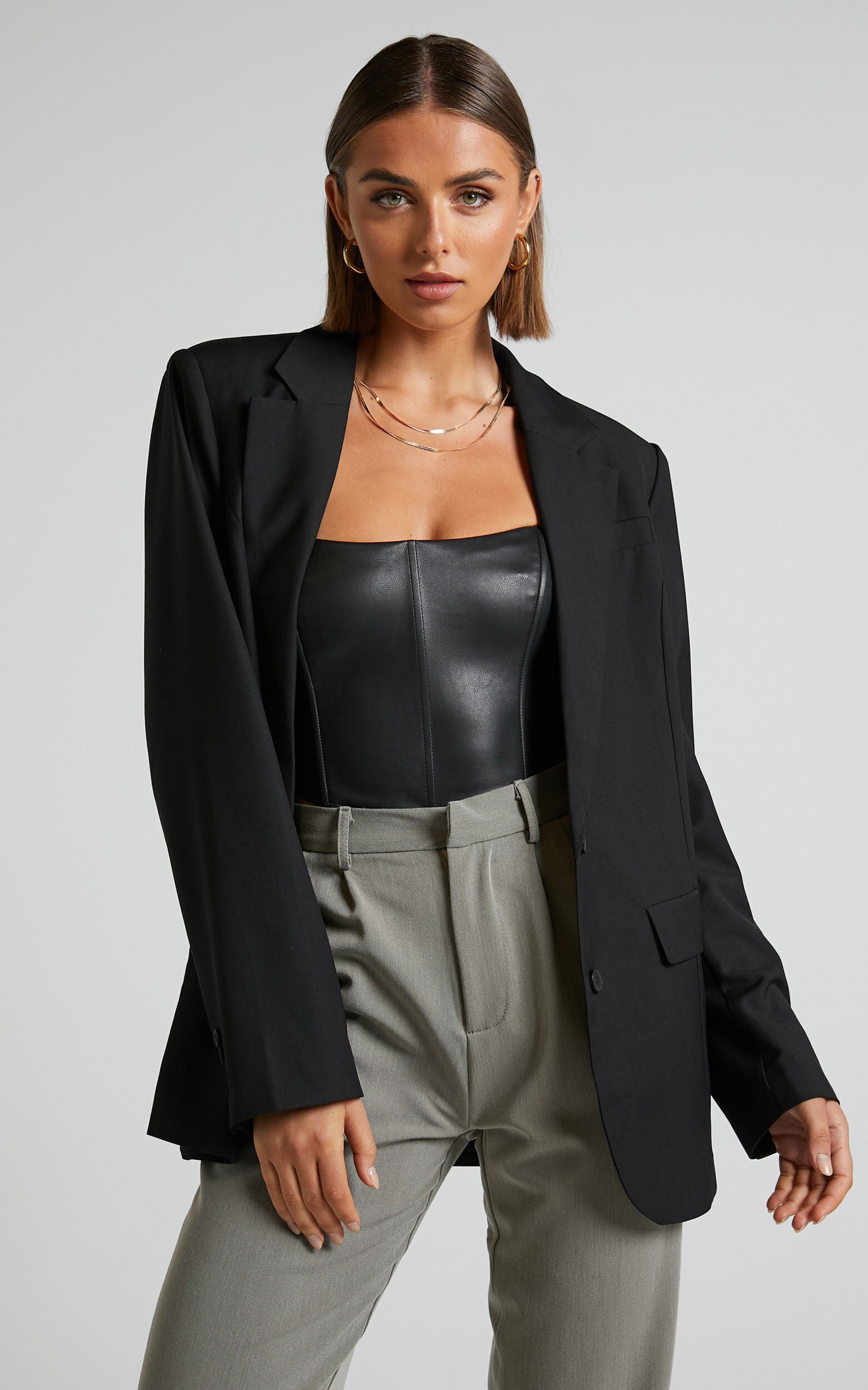 Izara Blazer - Oversized Boyfriend Fit Blazer in Black