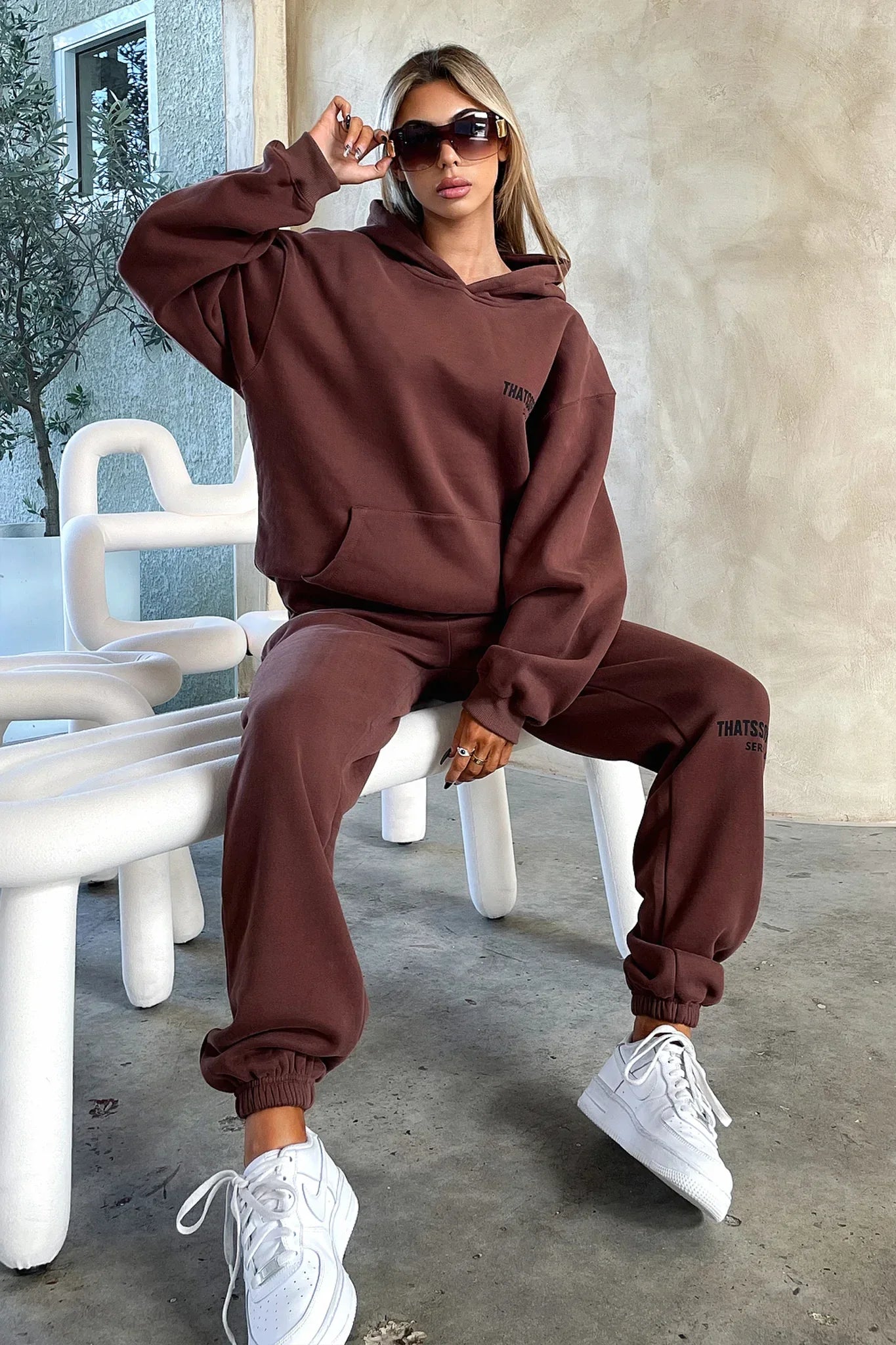Series 6 Sweatpants - Brown
