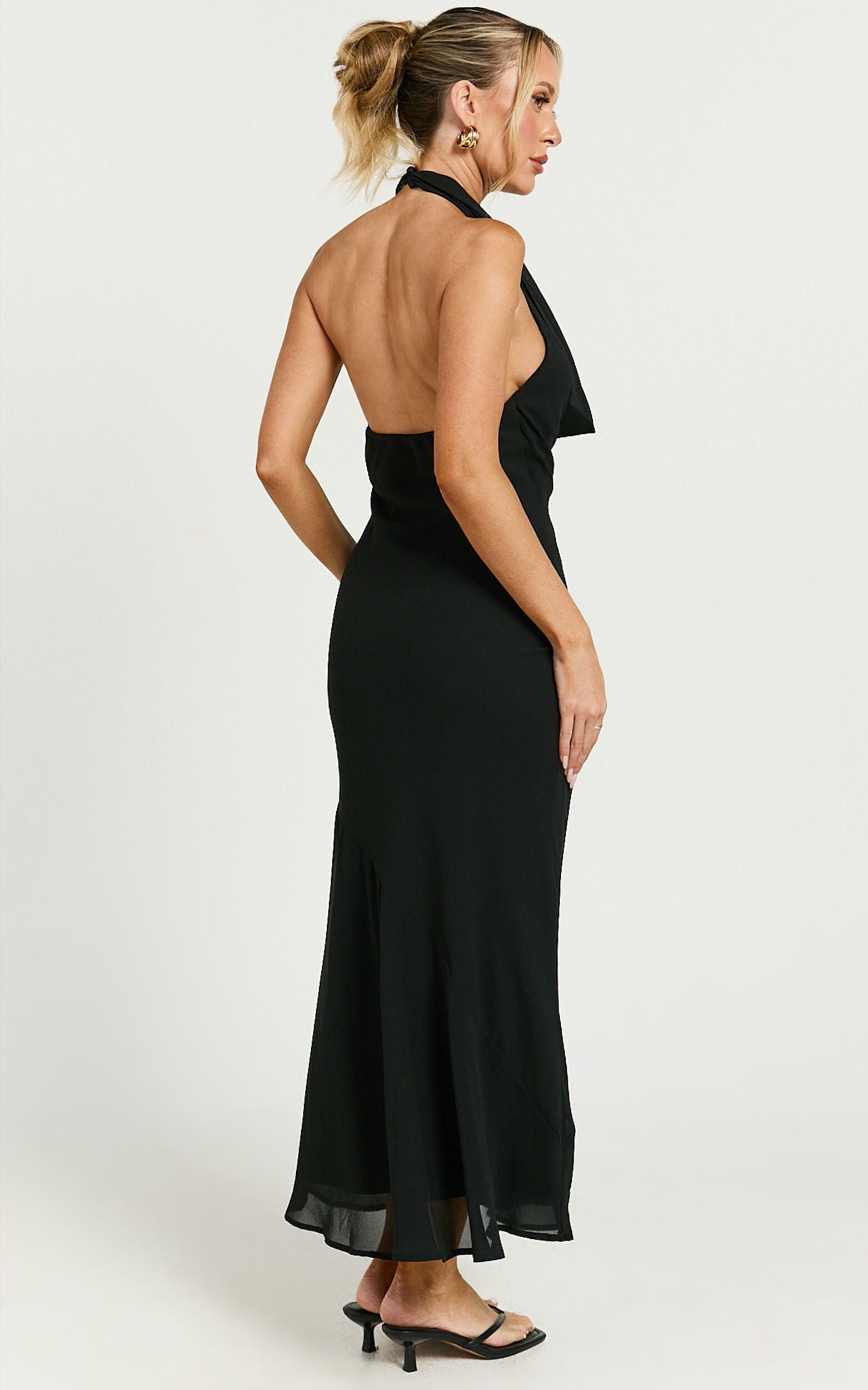 Jeslie Maxi Dress - Halter Neck Dress in Black
