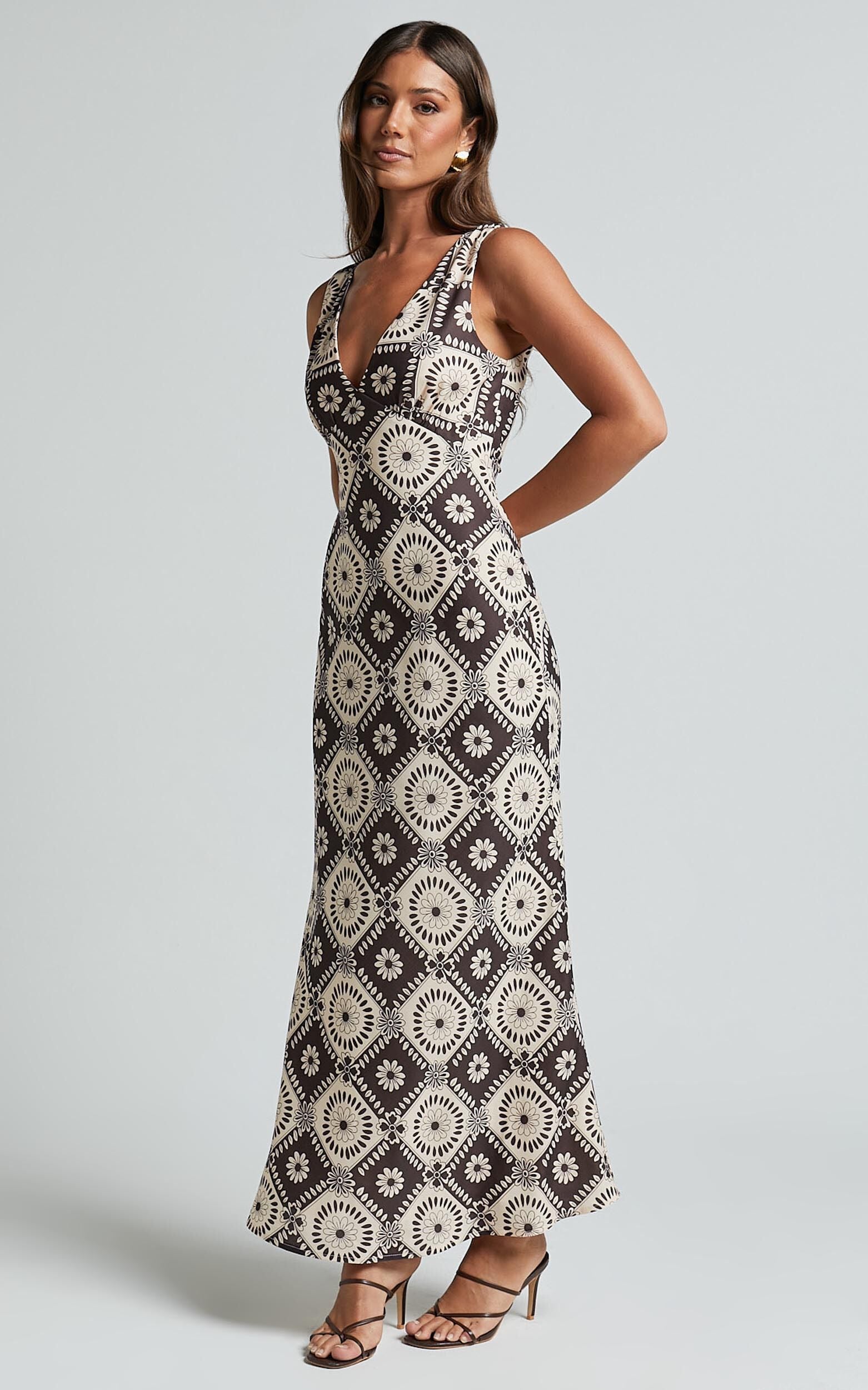 Ryhana Midi Dress - Deep V Nick Sleeveless Slip Dress in Brown & Cream Geo