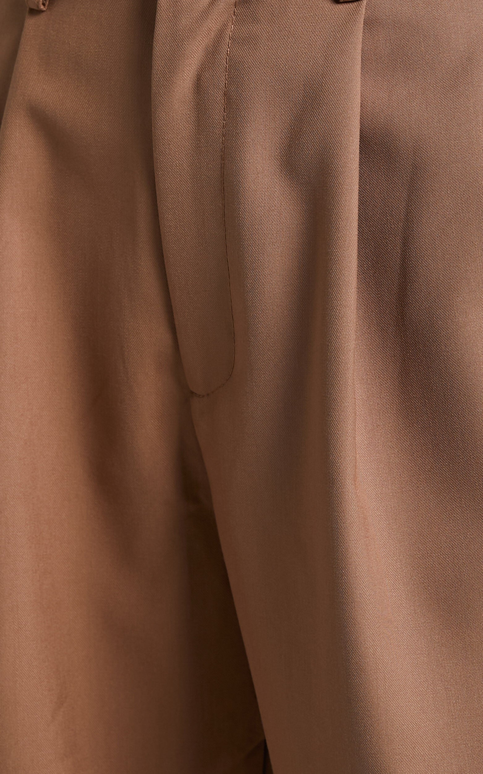 Izara Trousers - Mid Rise Relaxed Straight Leg Tailored Trousers in Mocha
