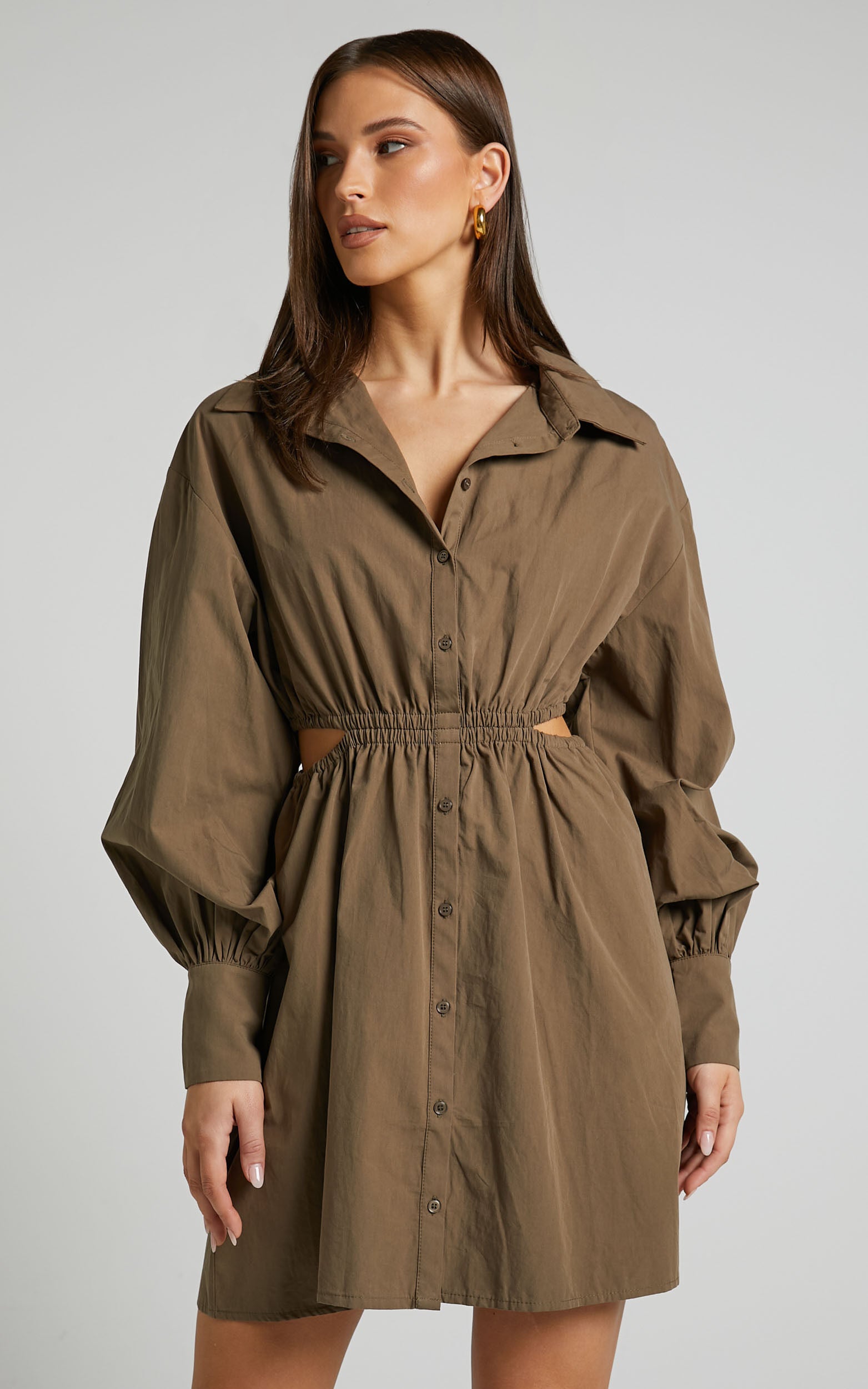 Jiah Dress - Side Cut Out Mini Shirt Dress in Khaki
