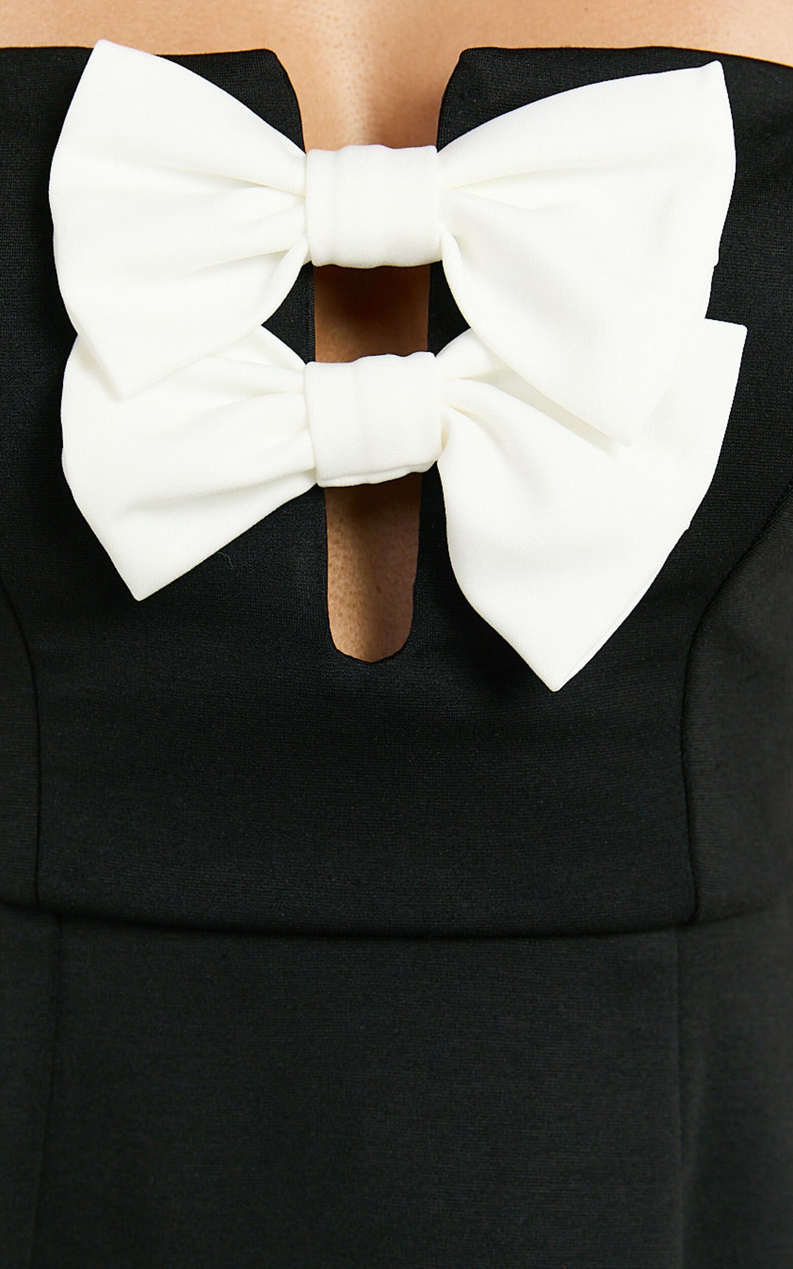 Andrie Mini Dress - Bow Detail Strapless Dress in Black & White