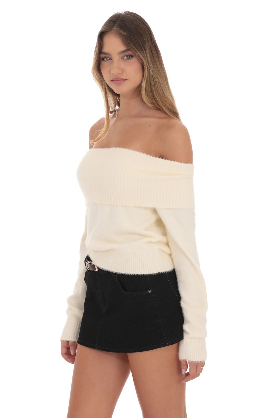 Fizzy Off Shoulder Jumper in Cream
