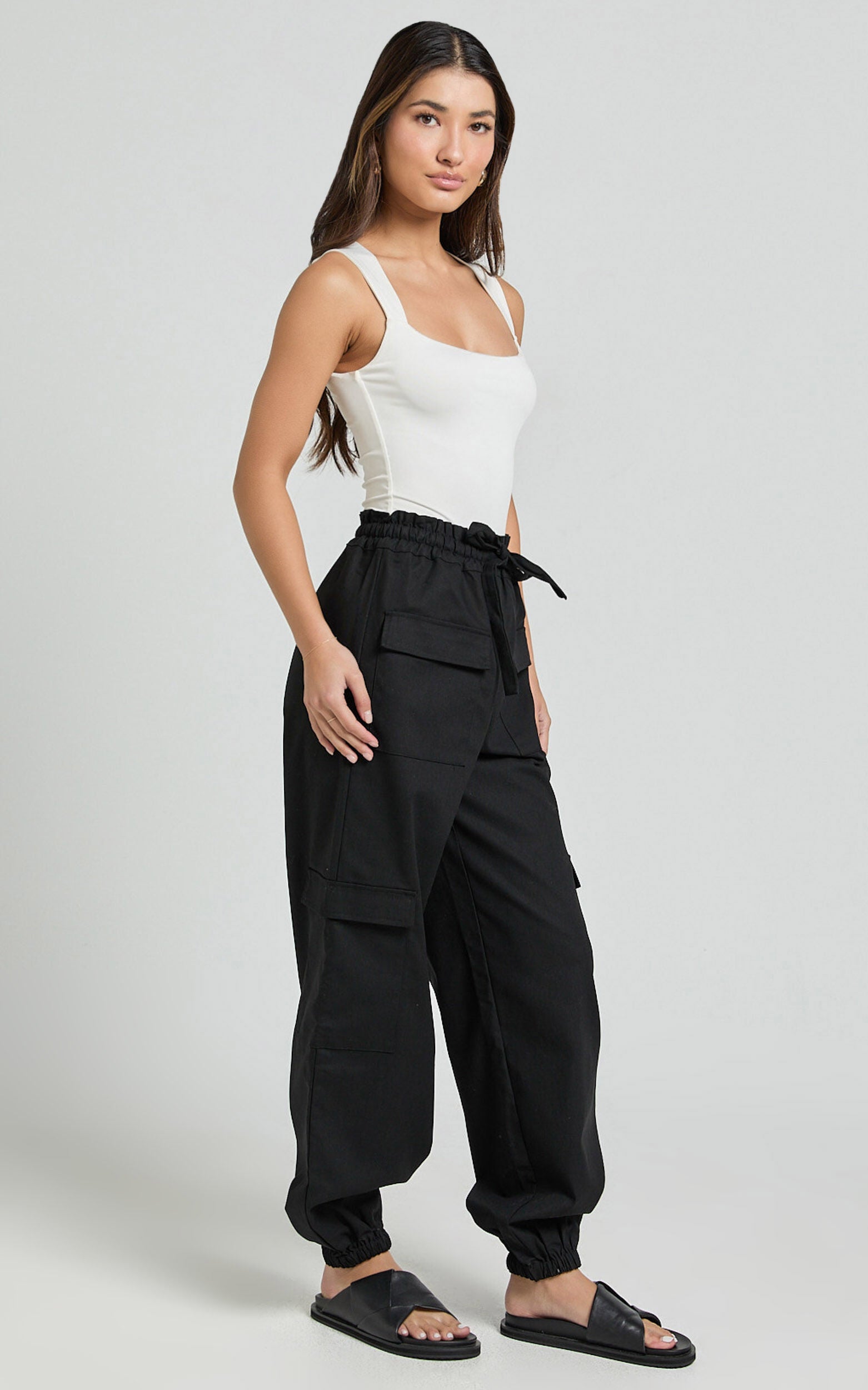 Simpson Pants - Linen Tie Waist Pocket Detail Cargo Pants in Black