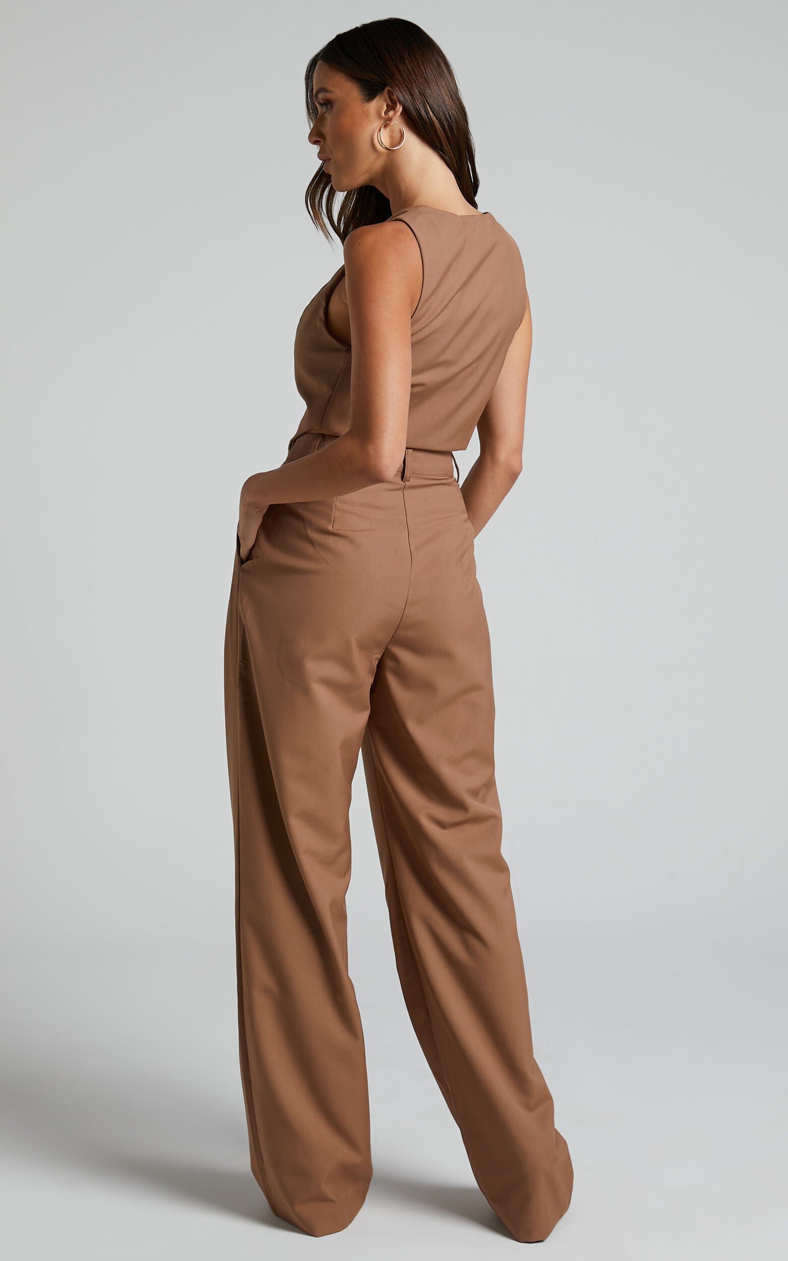 Izara Trousers - Mid Rise Relaxed Straight Leg Tailored Trousers in Mocha