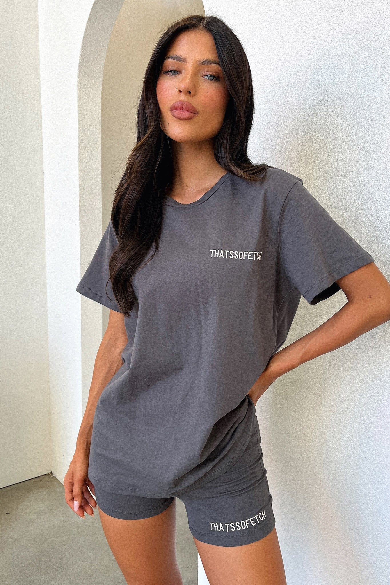 Jaska Tee - Charcoal