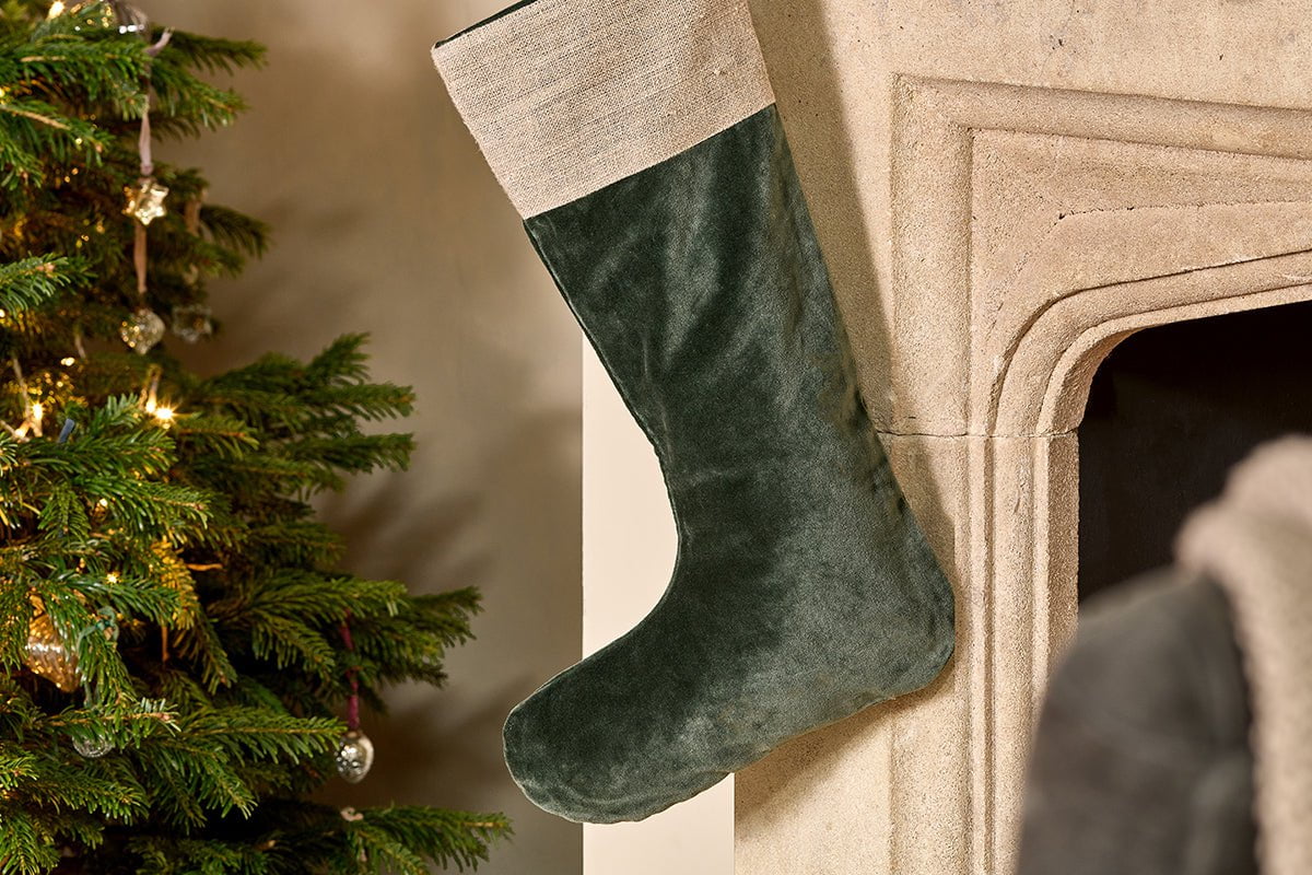 Karru Cotton Velvet Stocking - Forest Green