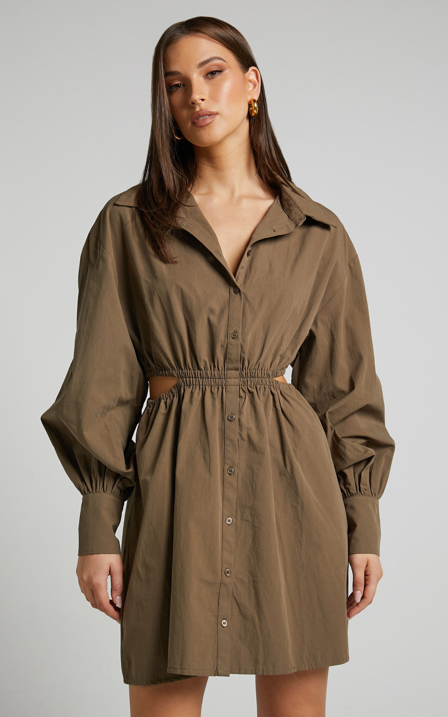 Jiah Dress - Side Cut Out Mini Shirt Dress in Khaki
