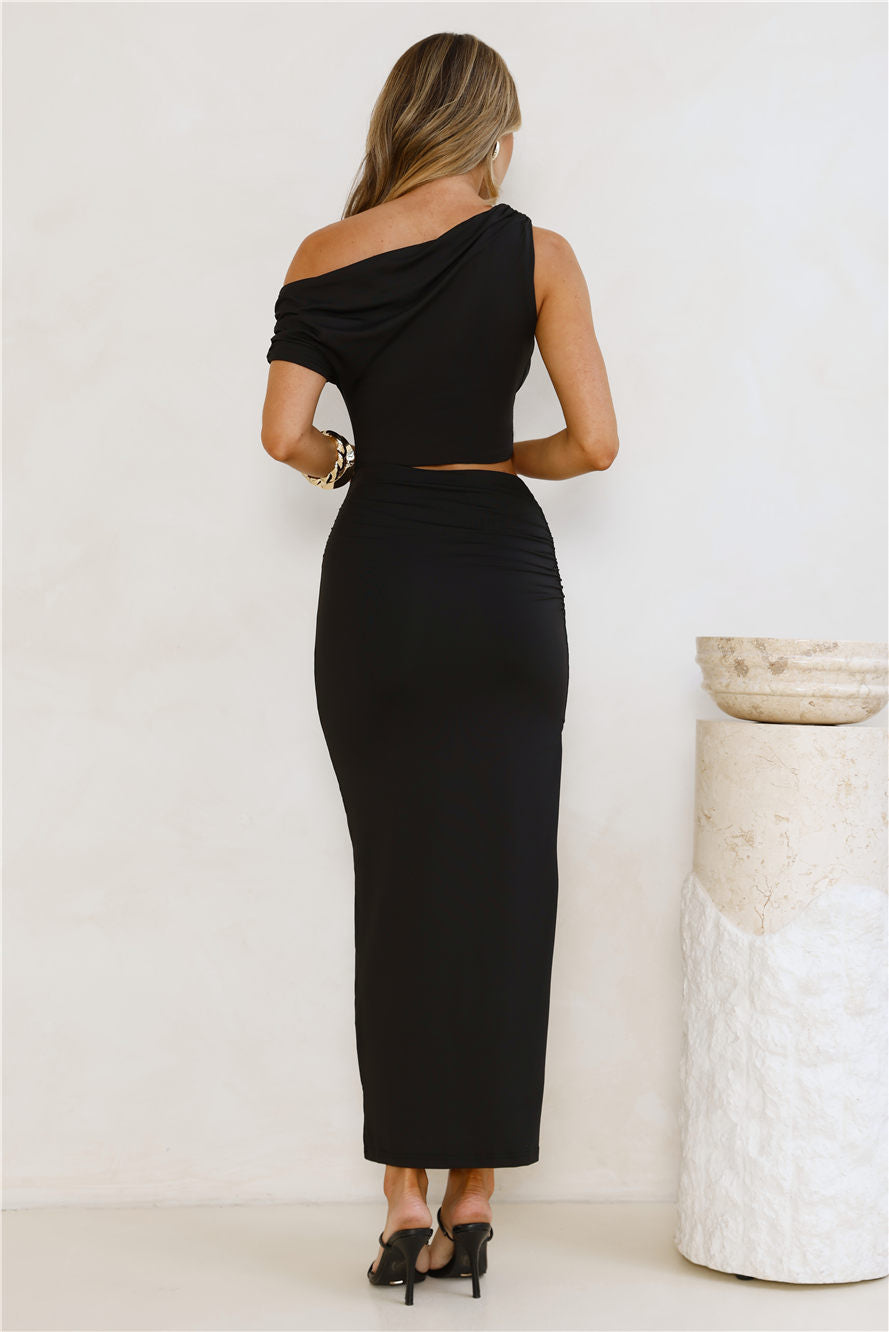 Elevated Everyday Off Shoulder Maxi Dress Black