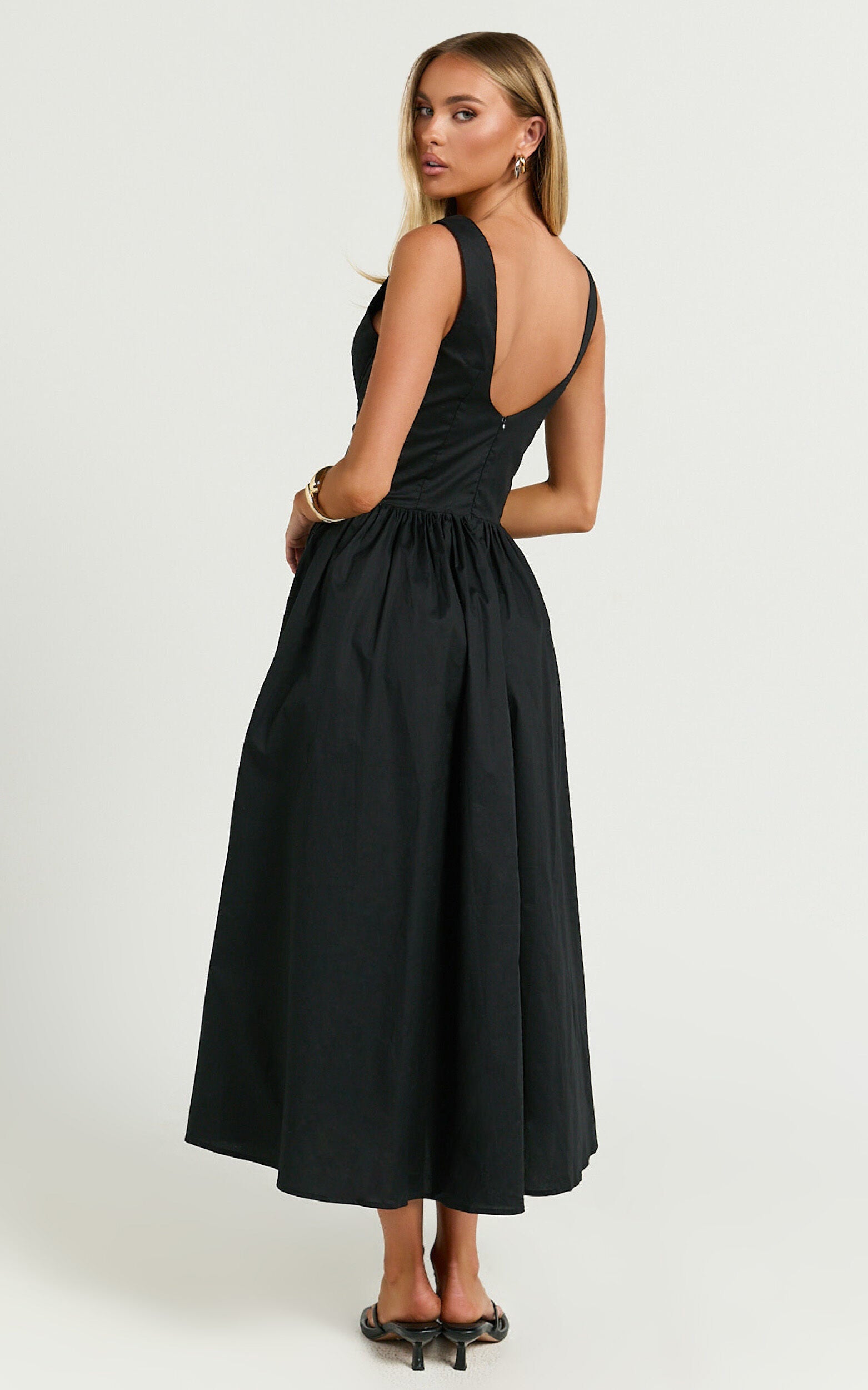 Beckett Midi Dress - Scoop Neck Drop V Waist Gathered Skirt Dress in Black