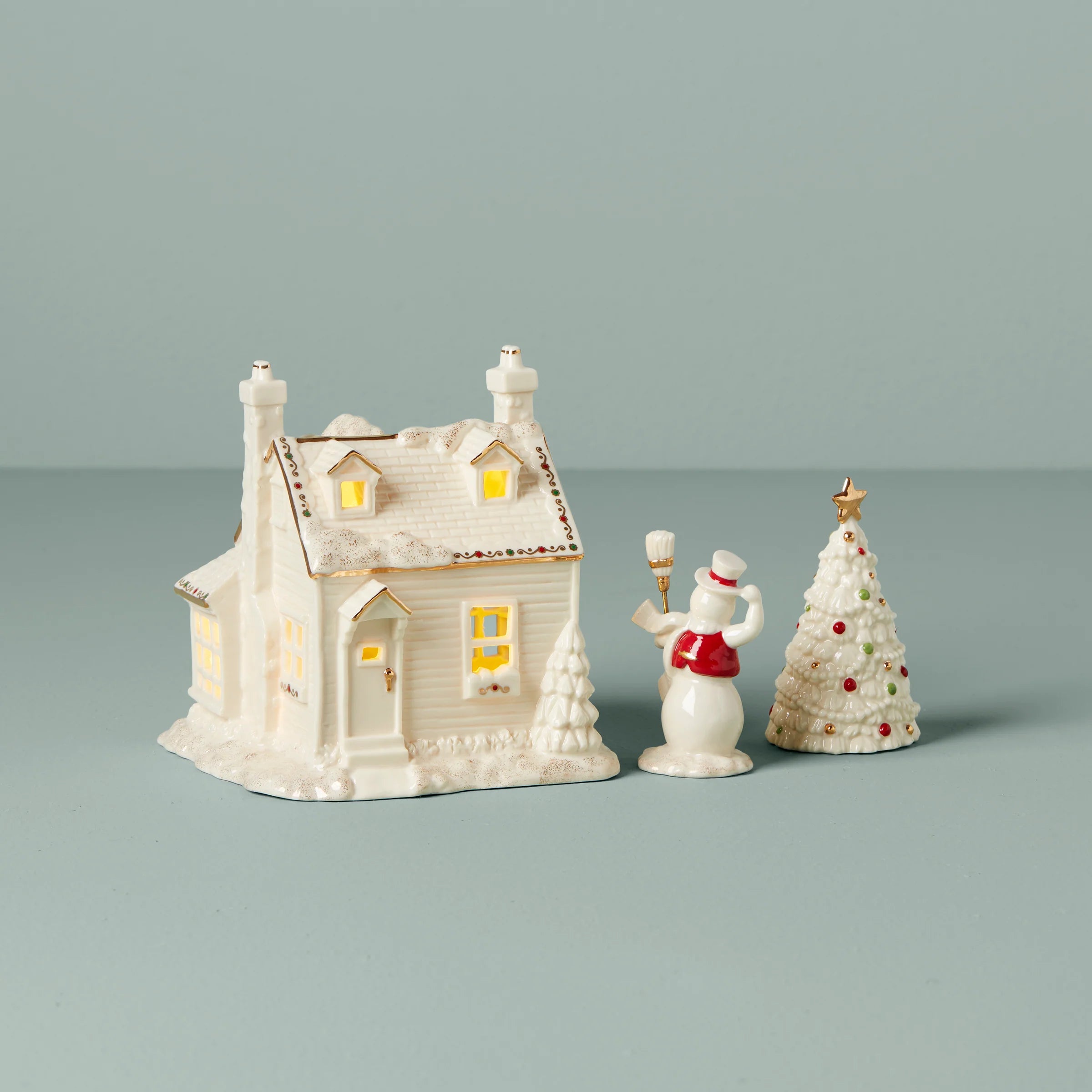 Mistletoe Park Light-Up 3-Piece Starter Set