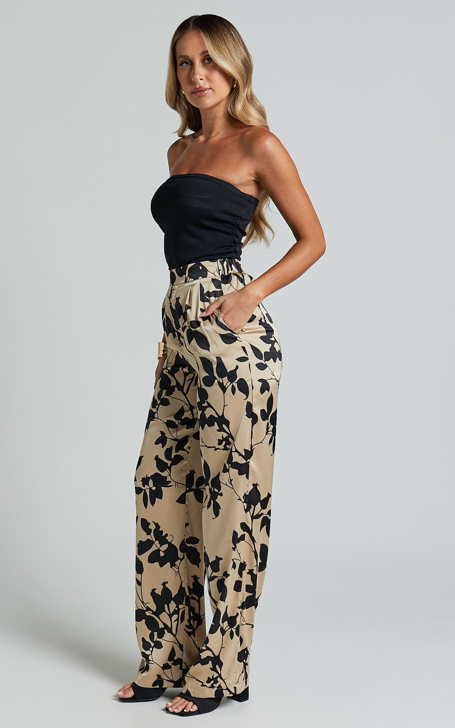 Laila Pants - High Waisted Wide Leg Pants in Black and Cream Print