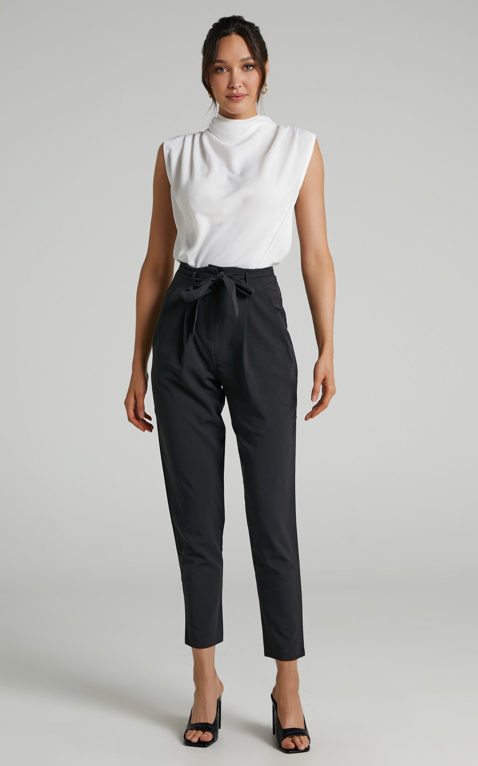Raegen Pant - High Waist Tapered Leg Pant in Black