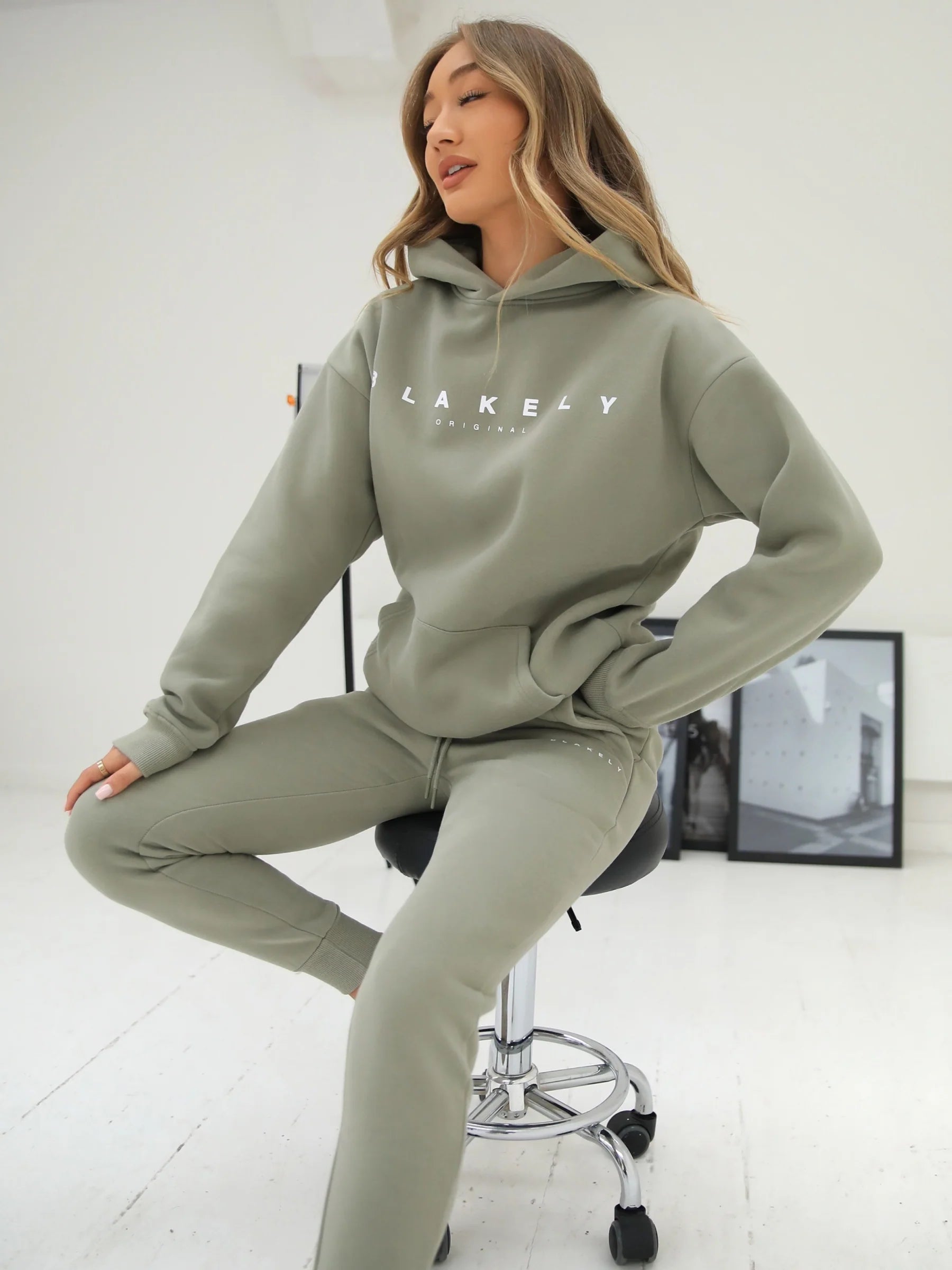Composure Oversized Hoodie - Olive