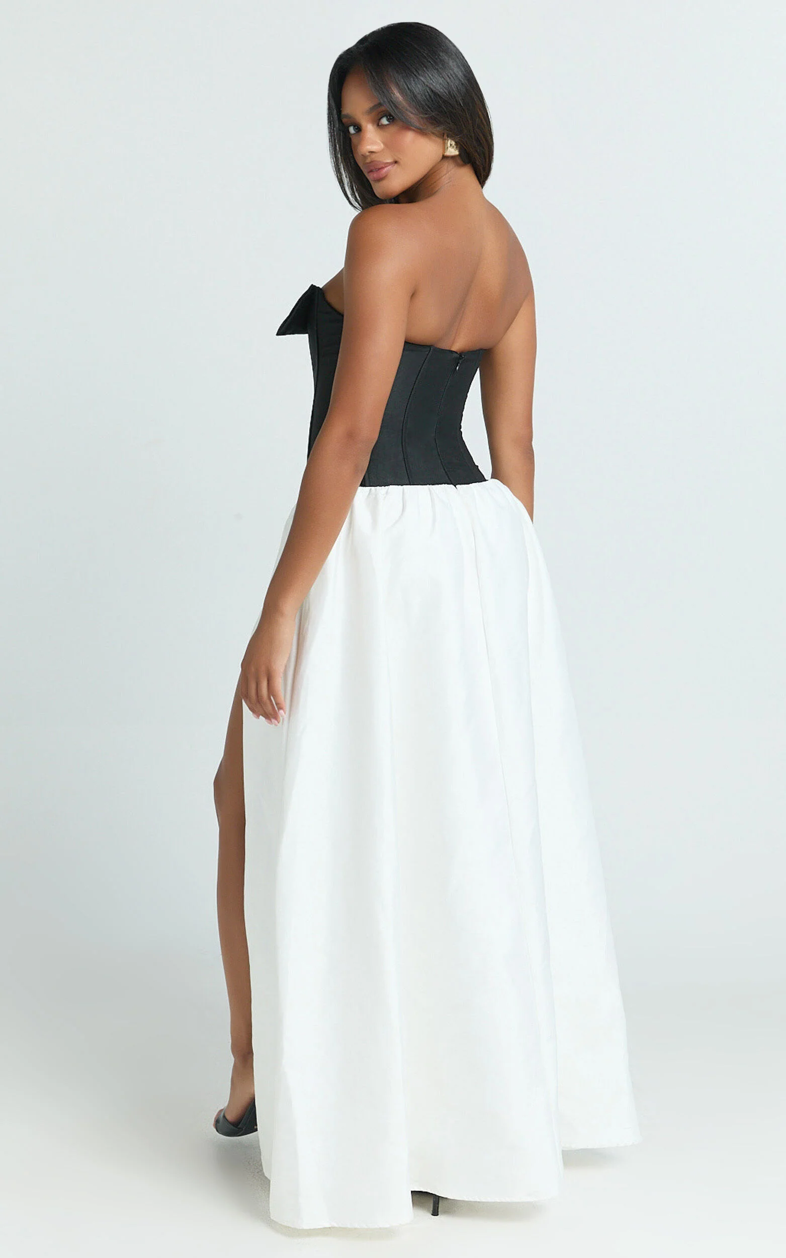 Santana Maxi Dress - Contrast Strapless Fit And Flare Dress in Black/White
