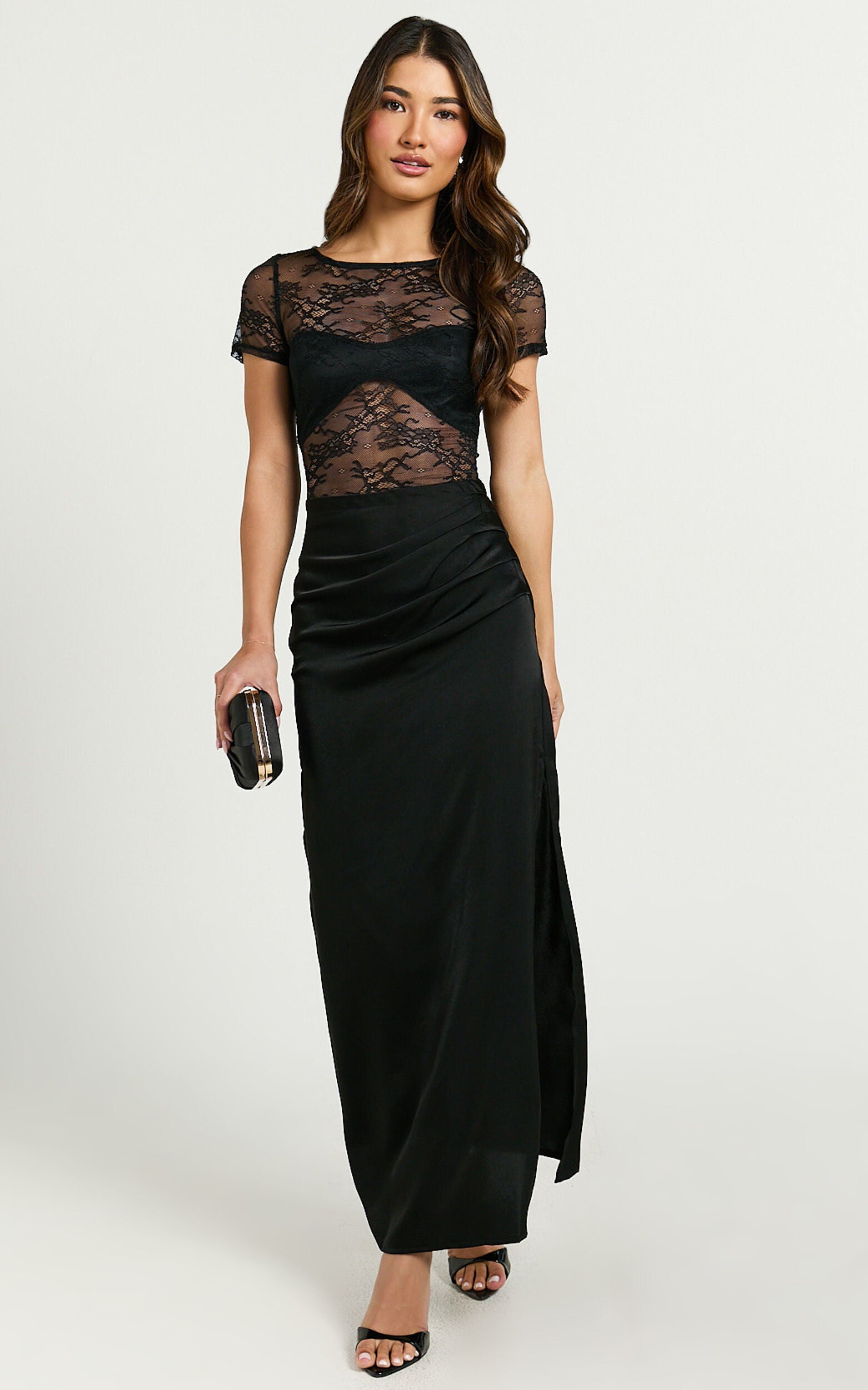 Jonna Midi Dress - Short Sleeve Boat Neck Lace Midi Dress in Black