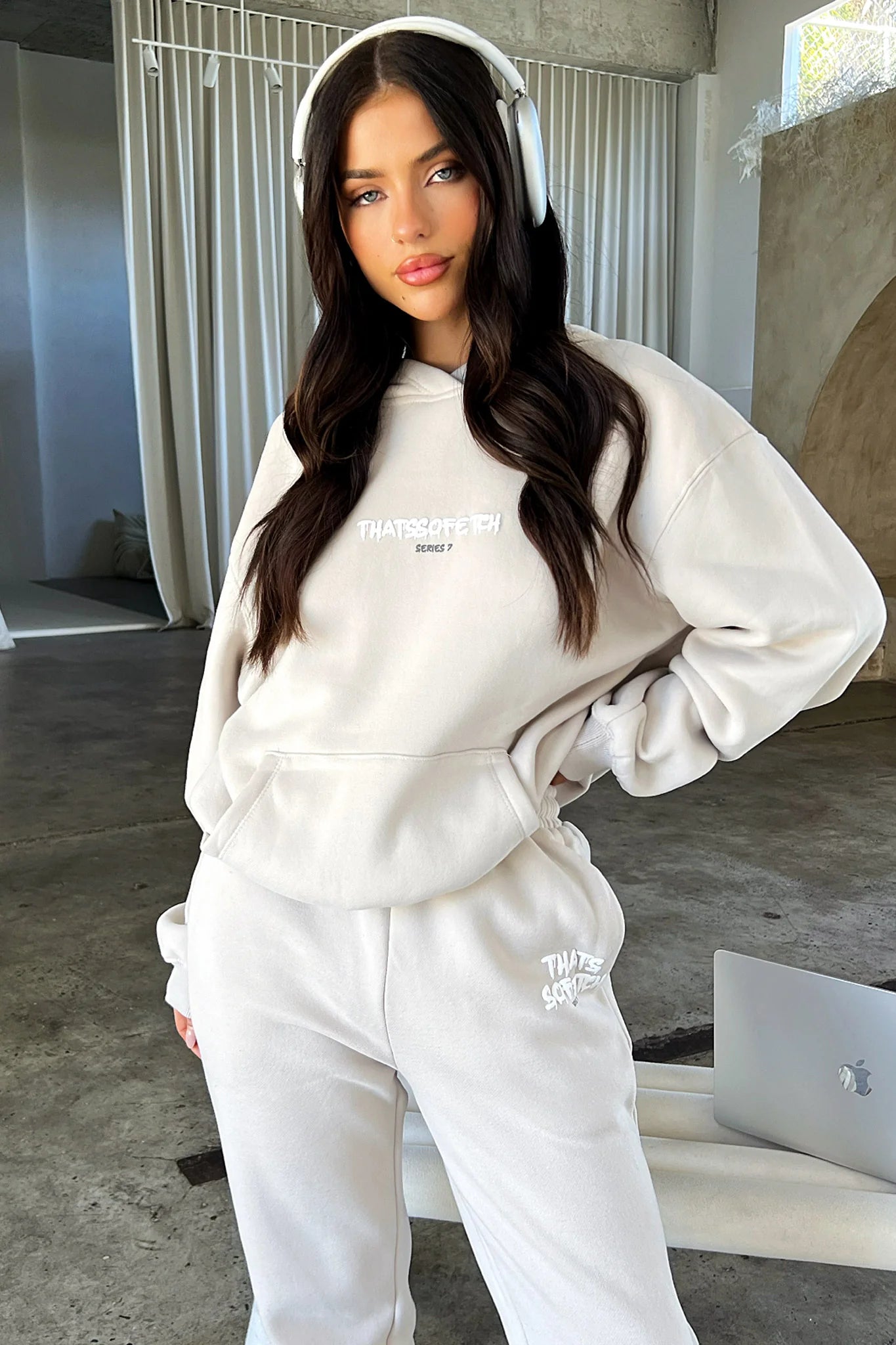 Series 7 Hoodie - Bone