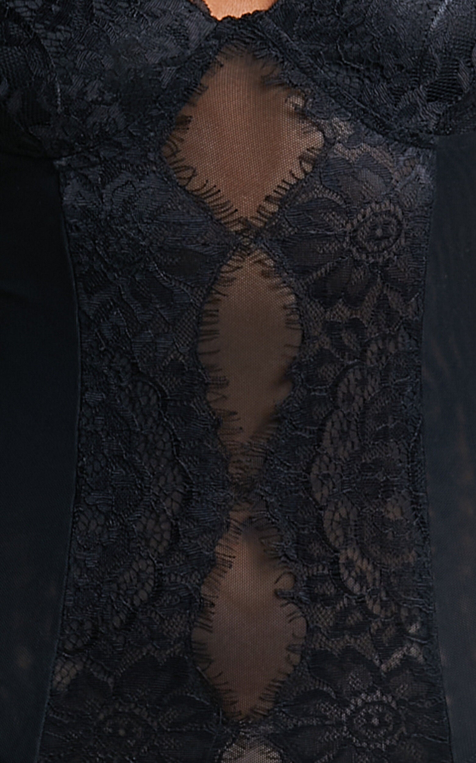 Lara Bodysuit - Lace Detail Sweetheart Short Sleeve Bodysuit in Black