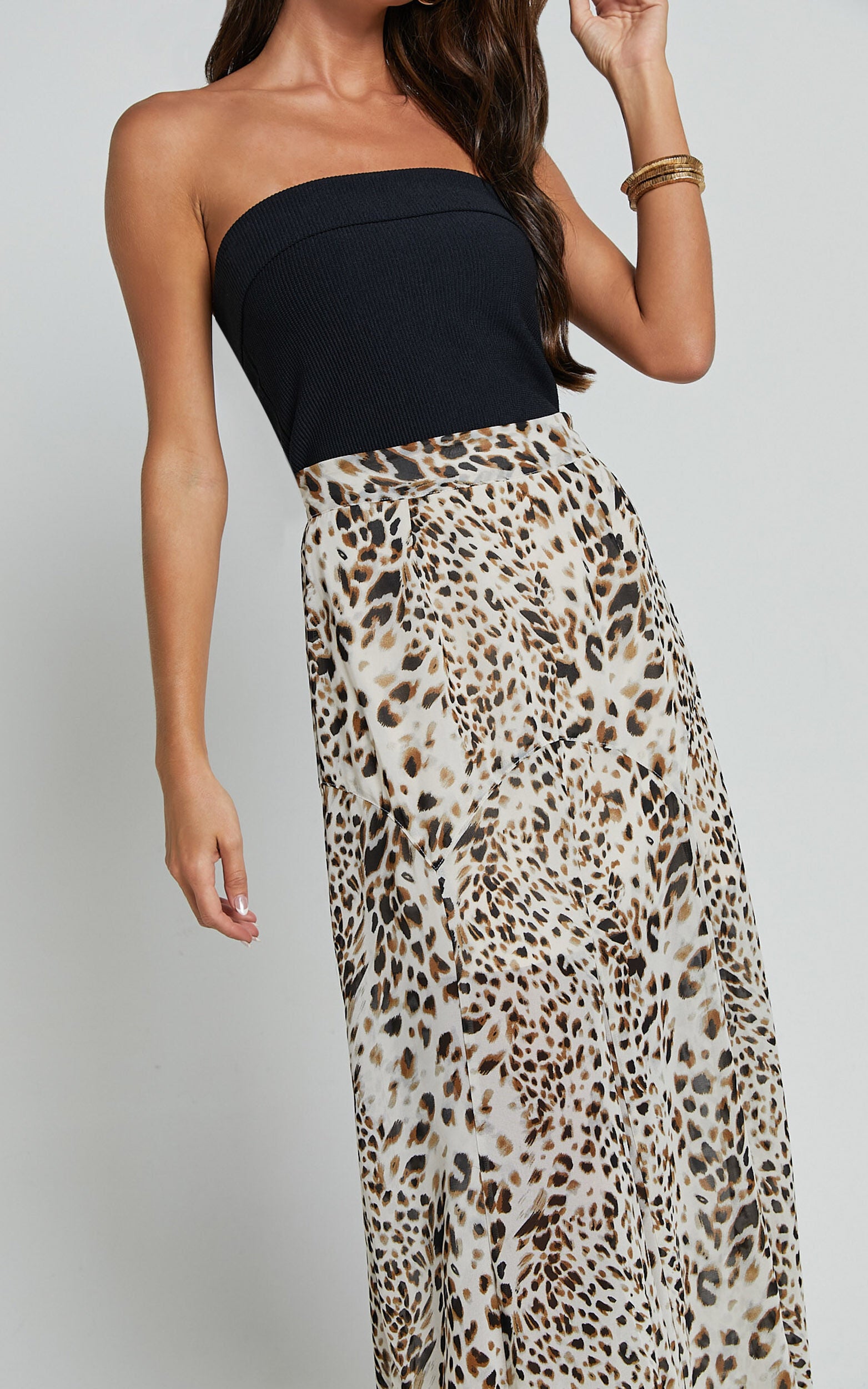 RIVA MAXI SKIRT - HIGH WAISTED FLARE SKIRT in Animal Print