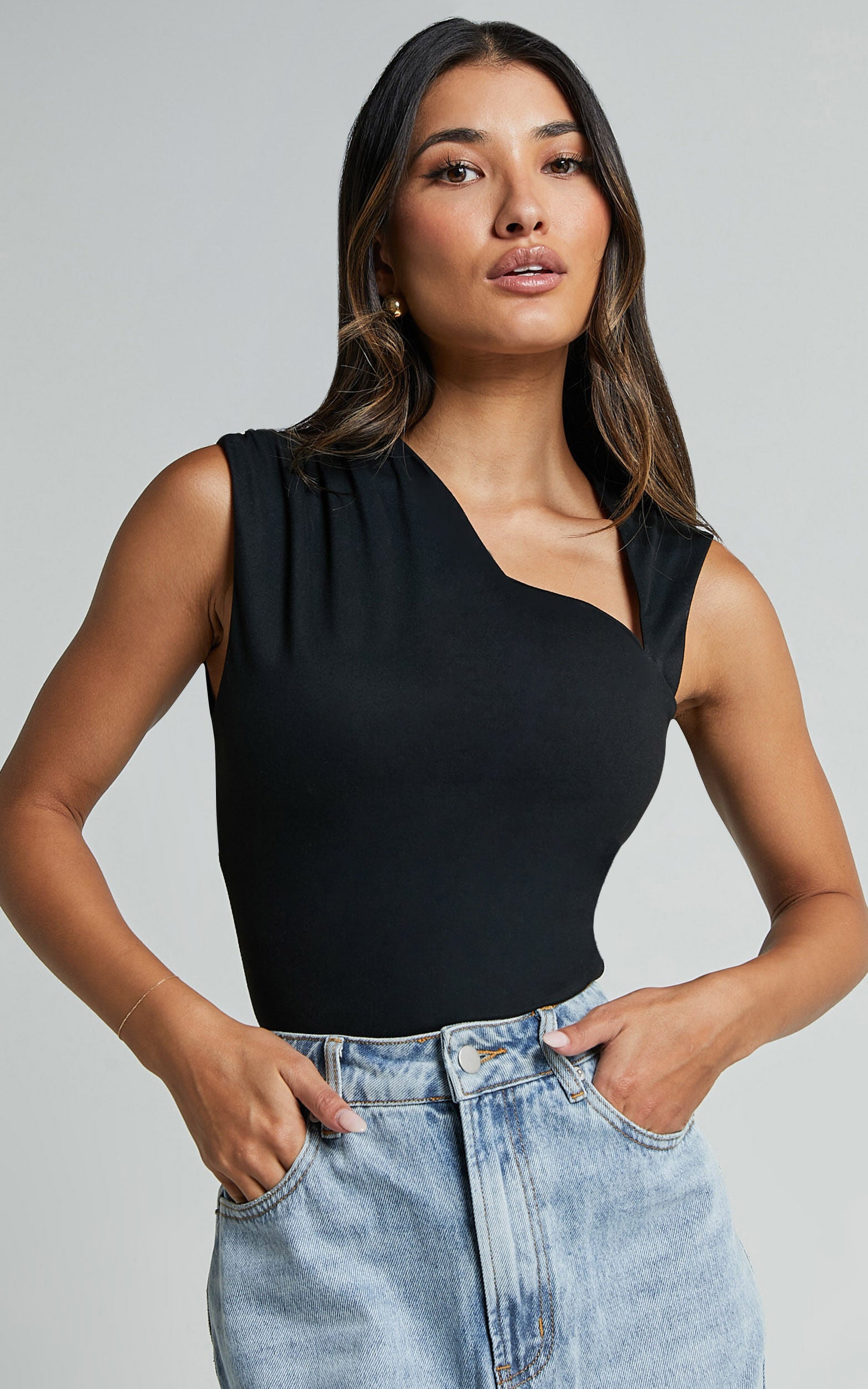 Inessa Top - Sleeveless Asymmetrical Neck Top in Black