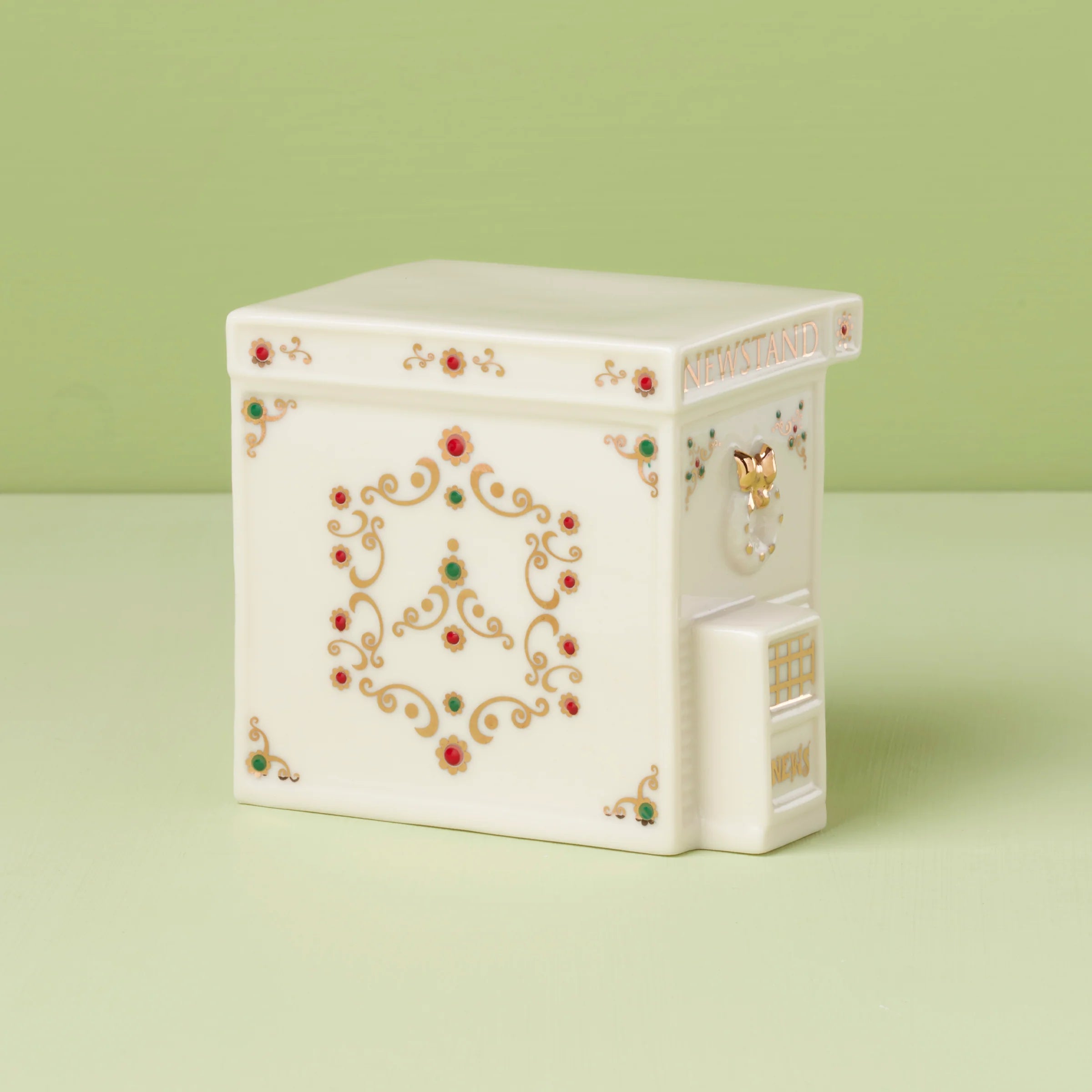 Mistletoe Park Newstand