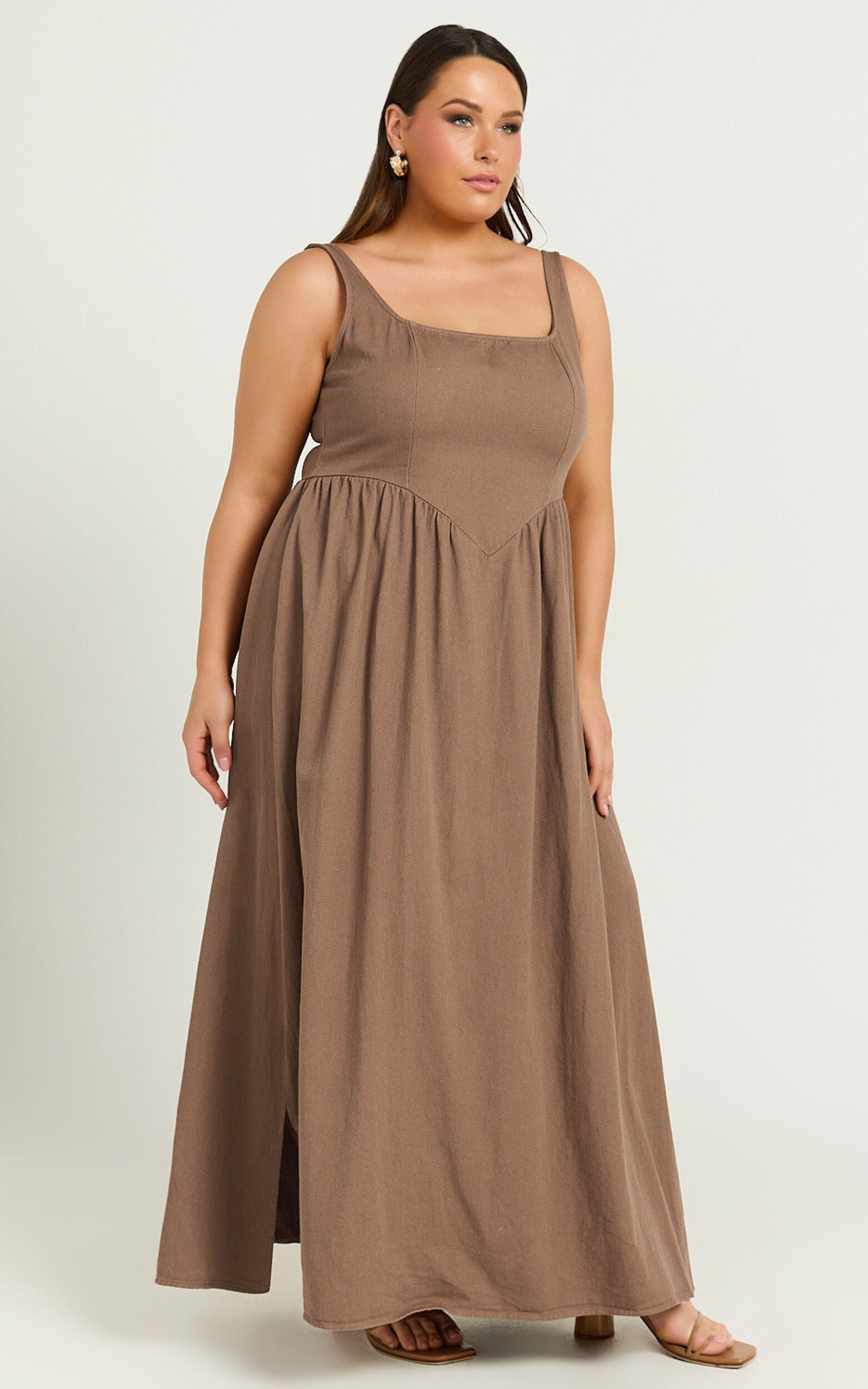 Rhaziya Midi Dress - Sleeveless Straight Neck Fit and Flare Dress in Tobacco